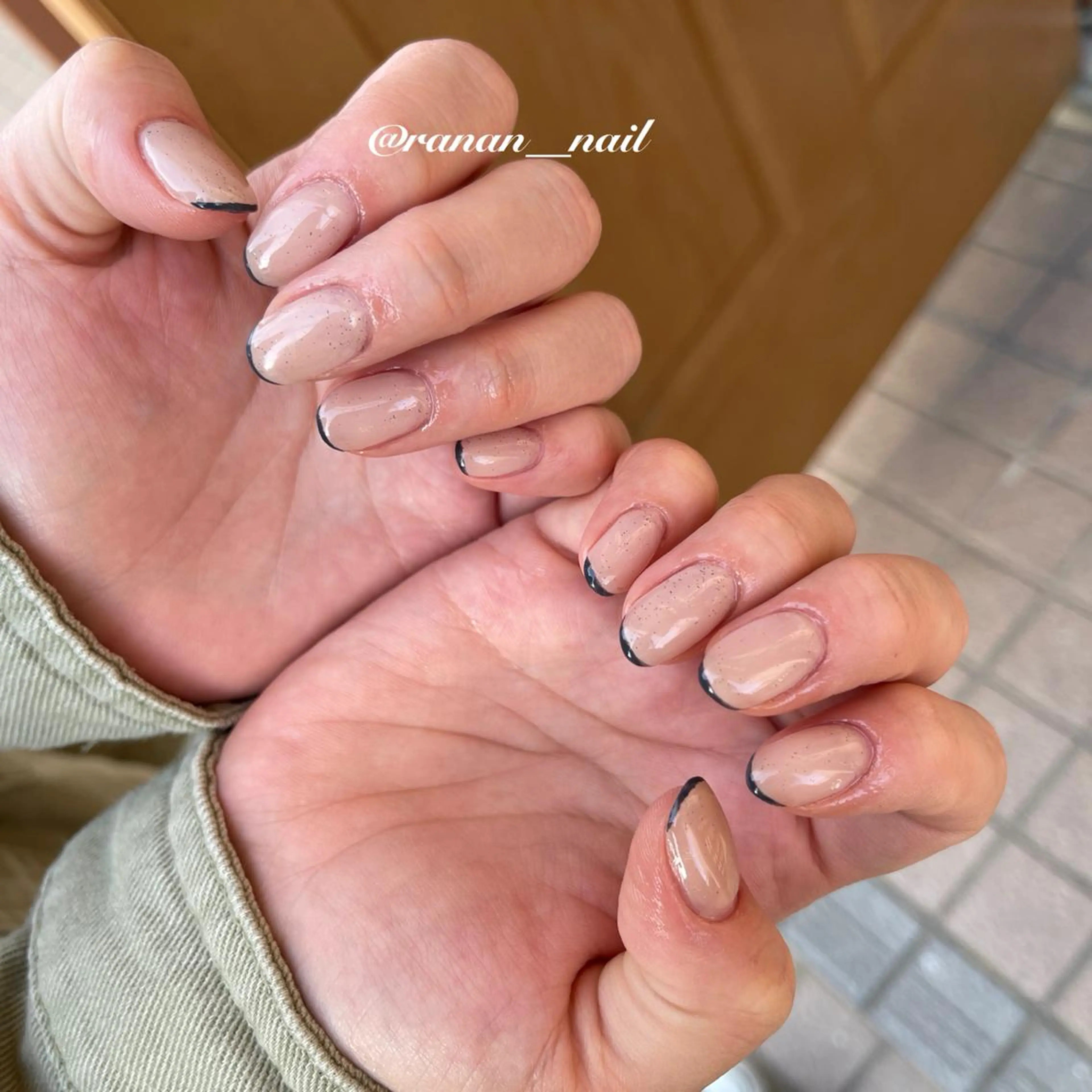 ネイル 𝓇𝒶𝓃𝒶𝓃 𝓃𝒶𝒾𝓁のネイルデザイン