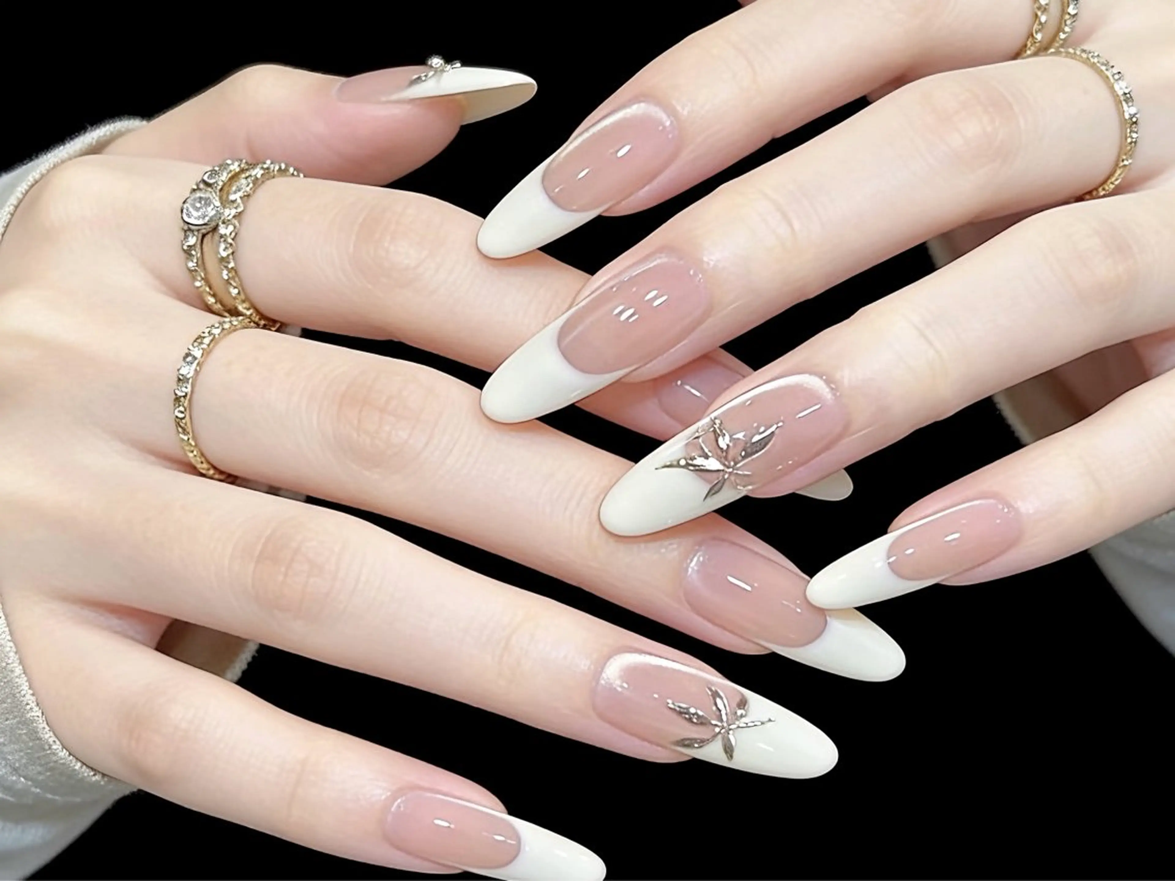 ネイル More Glam Nailsalon 大宮東口店 ～韓国ネイル・ワンホンネイル・スカルプネイル～所属・大宮 愛のネイルデザイン