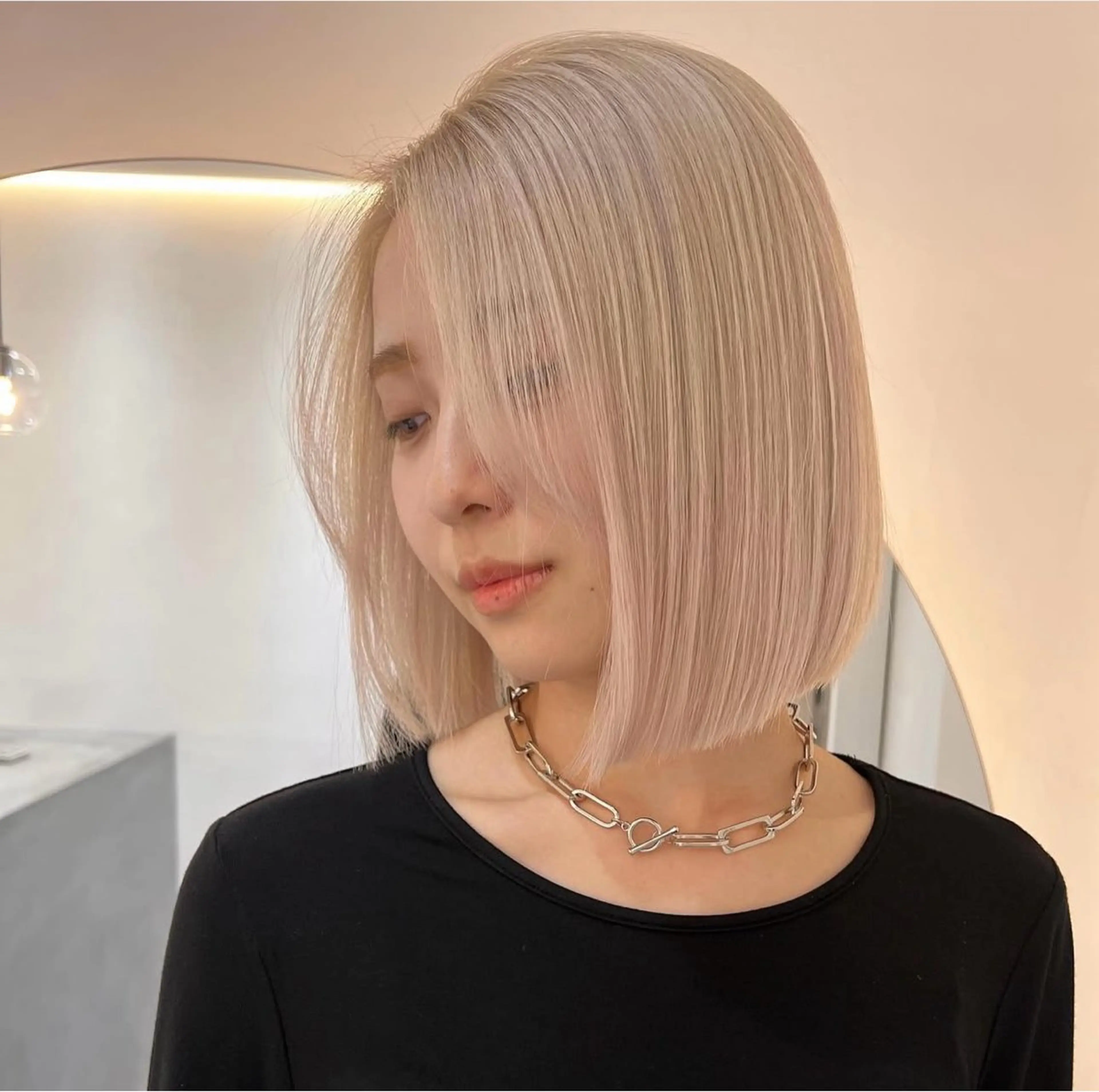 ショート カラー ヘアカラー トリートメント nok所属・レイヤー/ベージュ/ どますず🌺のヘアスタイル