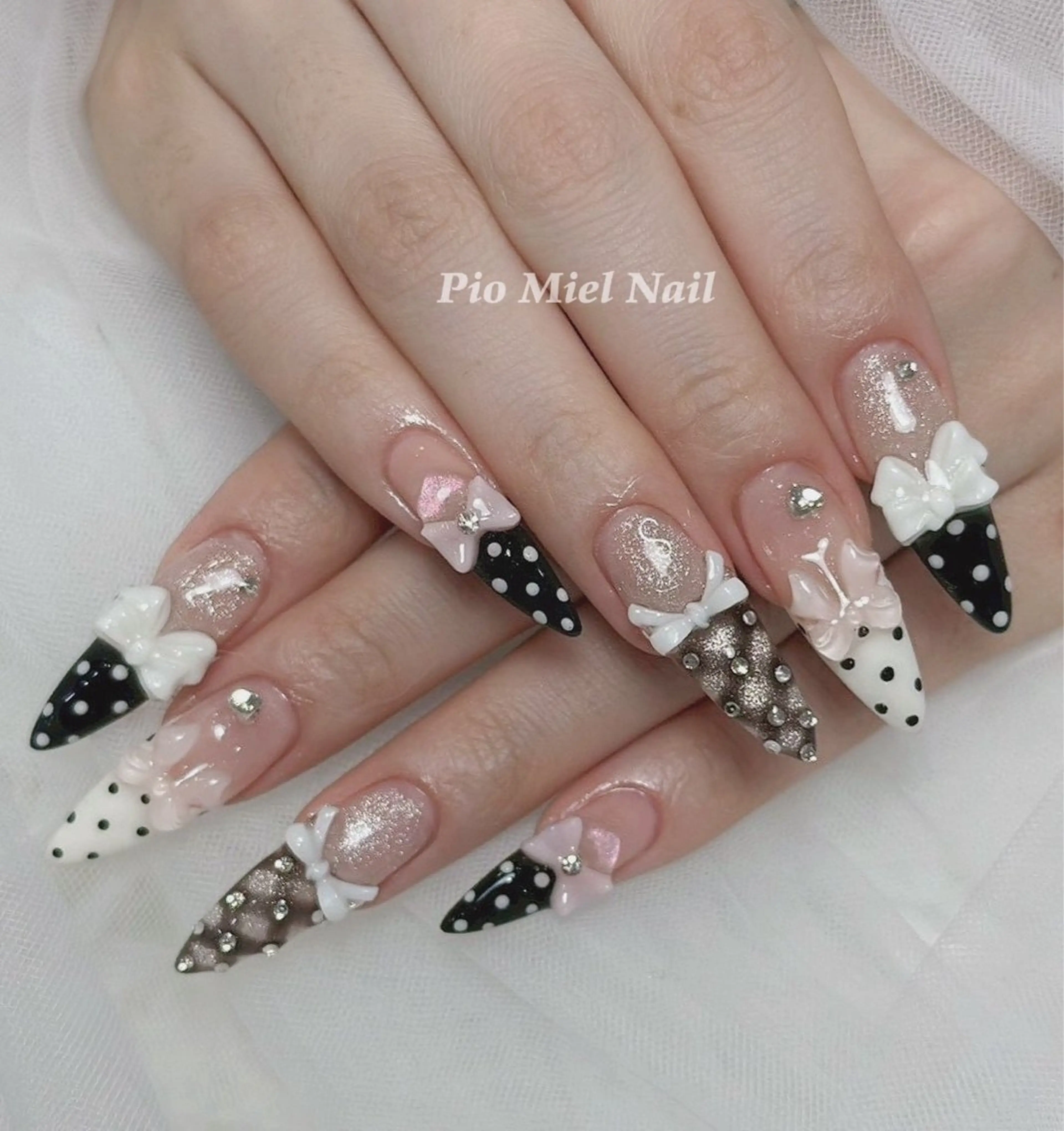 ネイル ハンドネイル HANA 長さだしのネイルデザイン