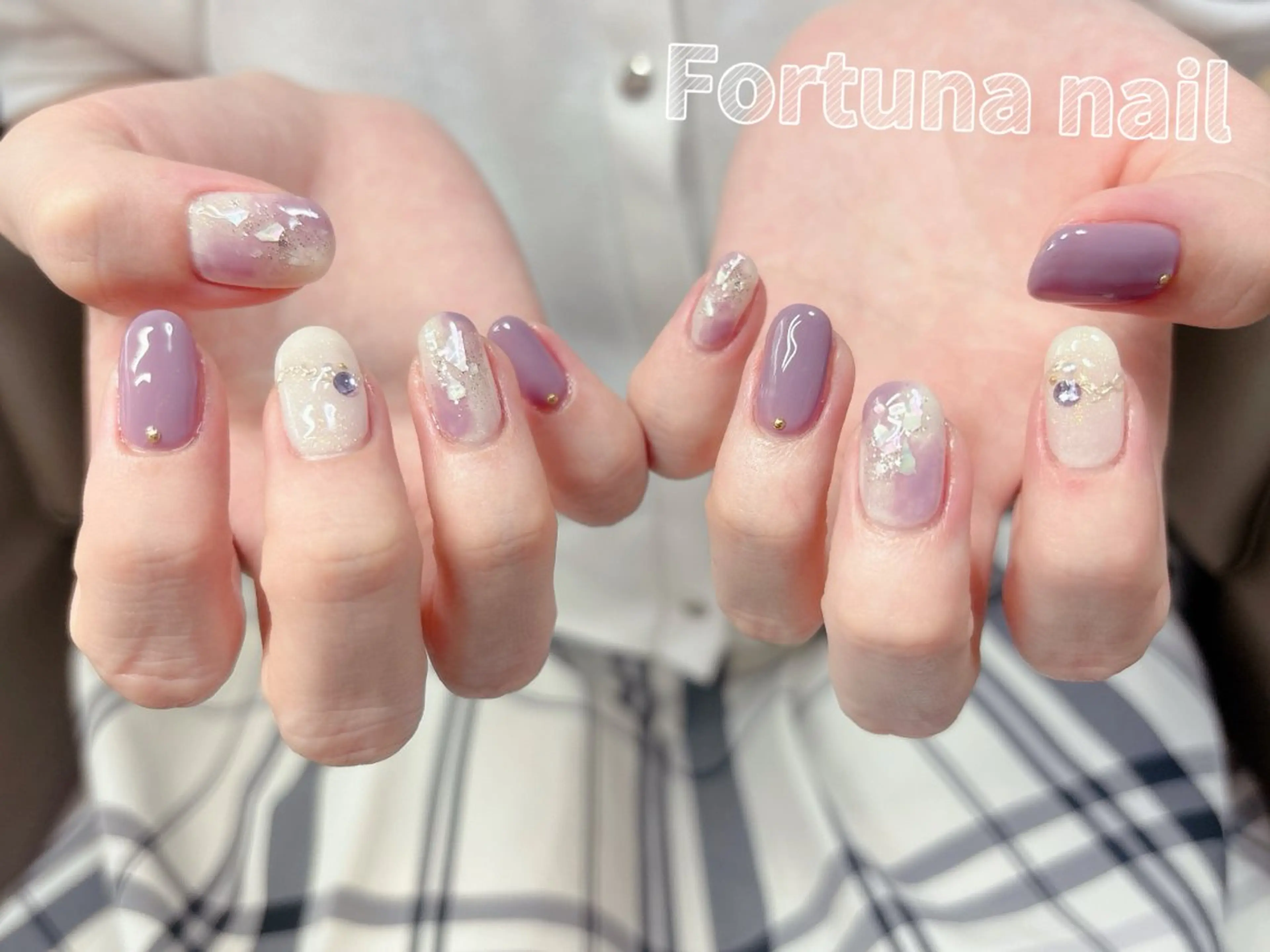 ネイル ハンドネイル Nail •Head スパFortunaのネイルデザイン