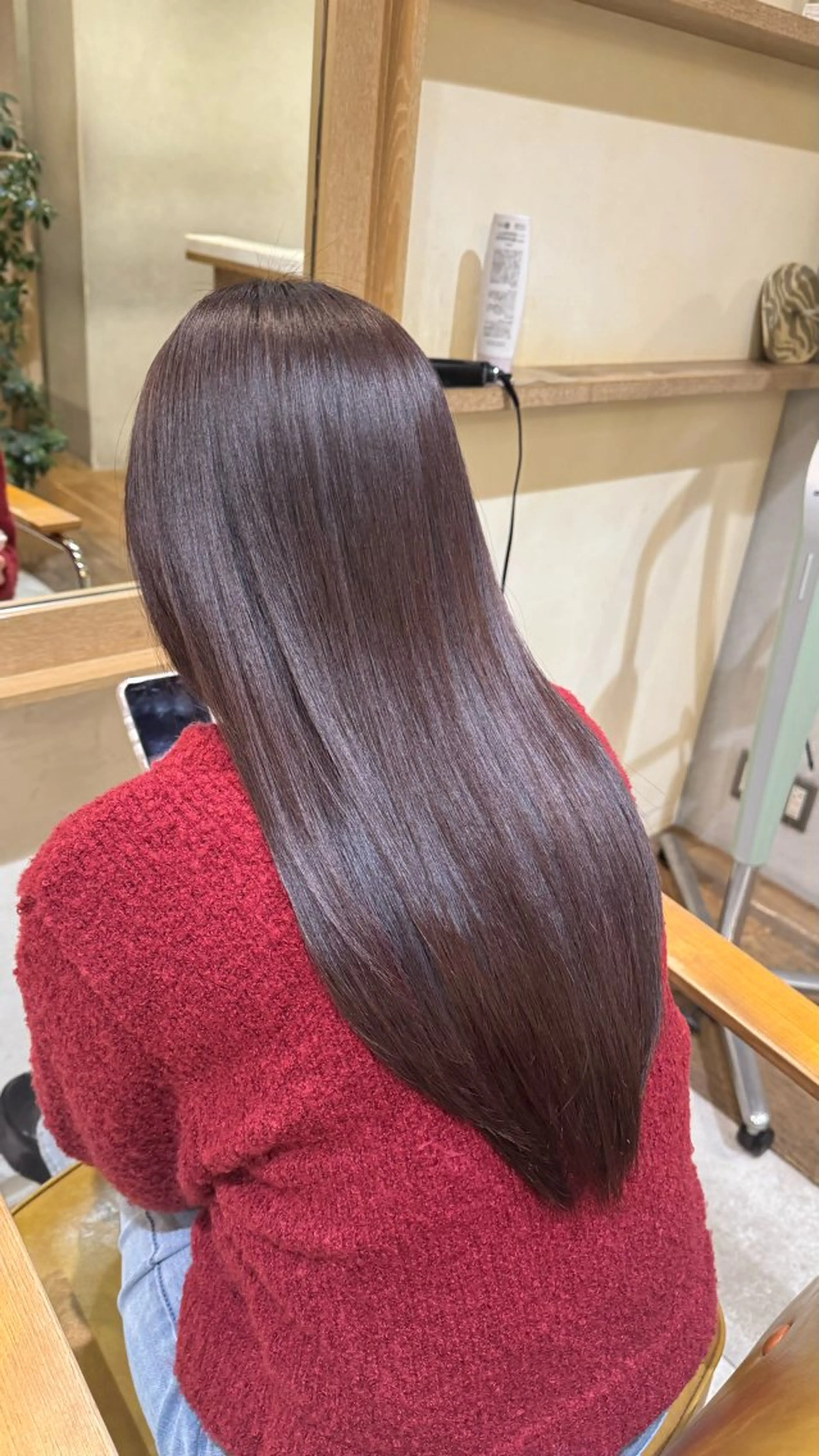 ✨️艶カラー＋＋3STEPAujuaトリートメント✨️の写真