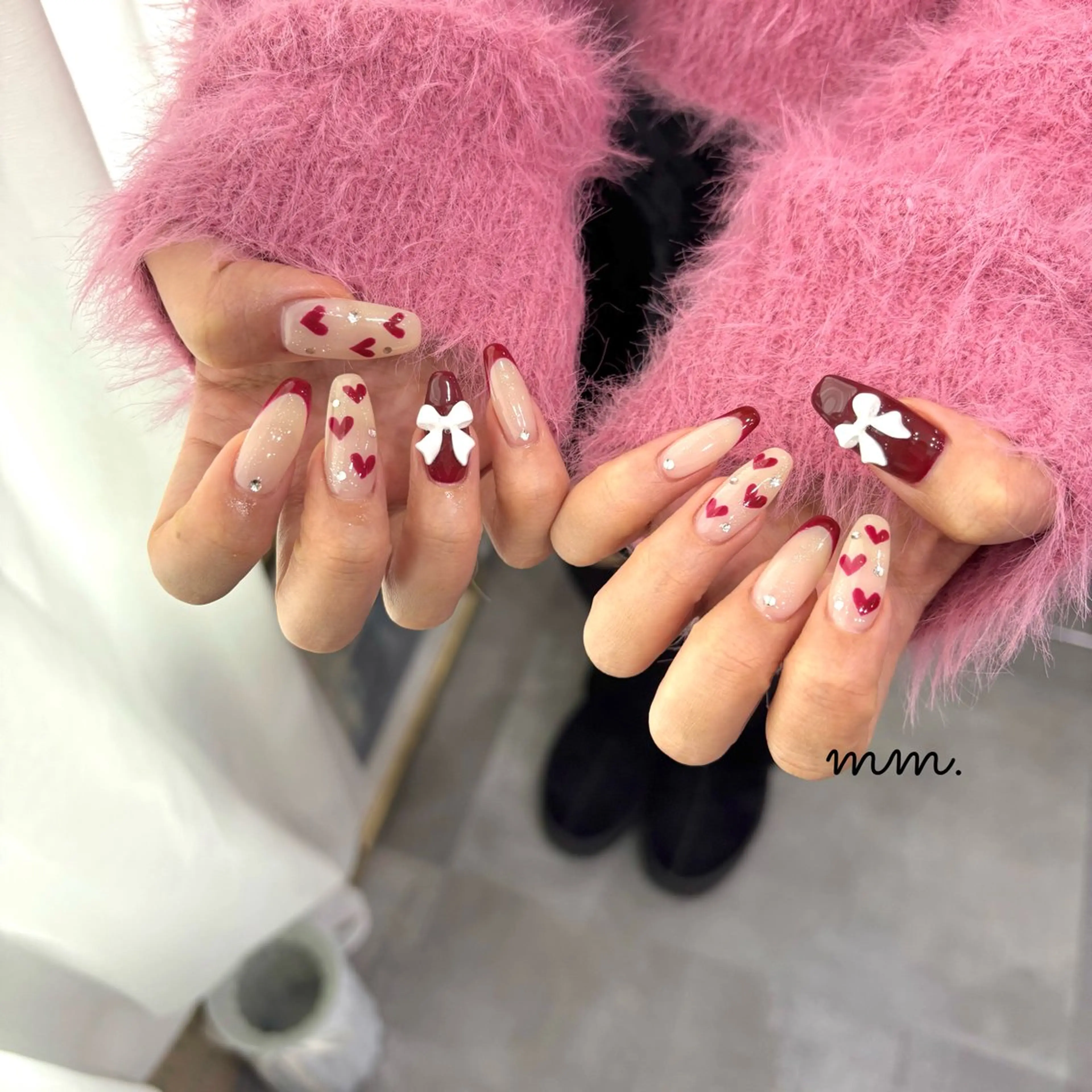 ネイル フレンチネイル ハート ハンドネイル mm. ✨Ayuna✨のネイルデザイン