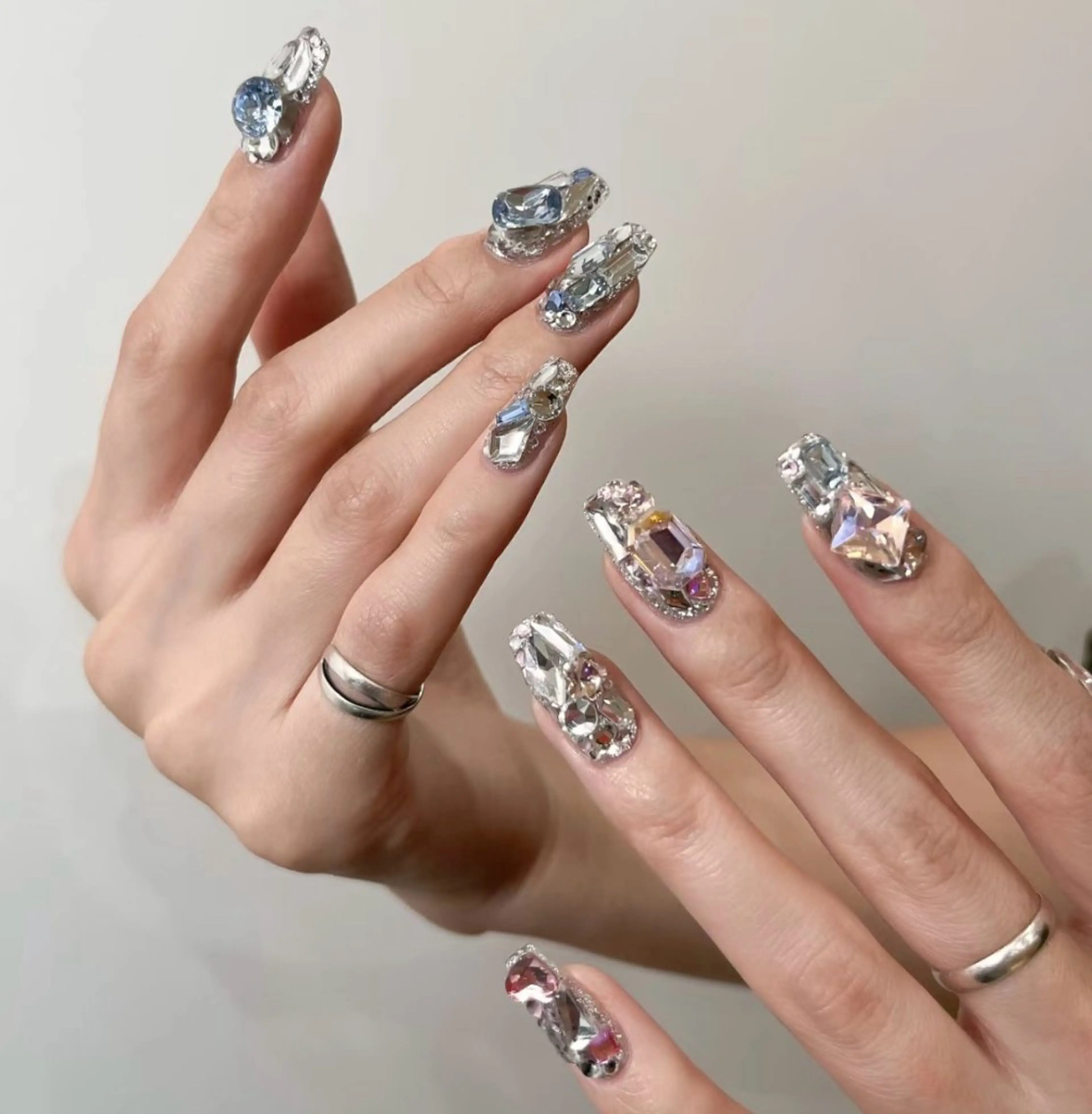 ネイル ハンドネイル ハンドケア queen nailのネイルデザイン
