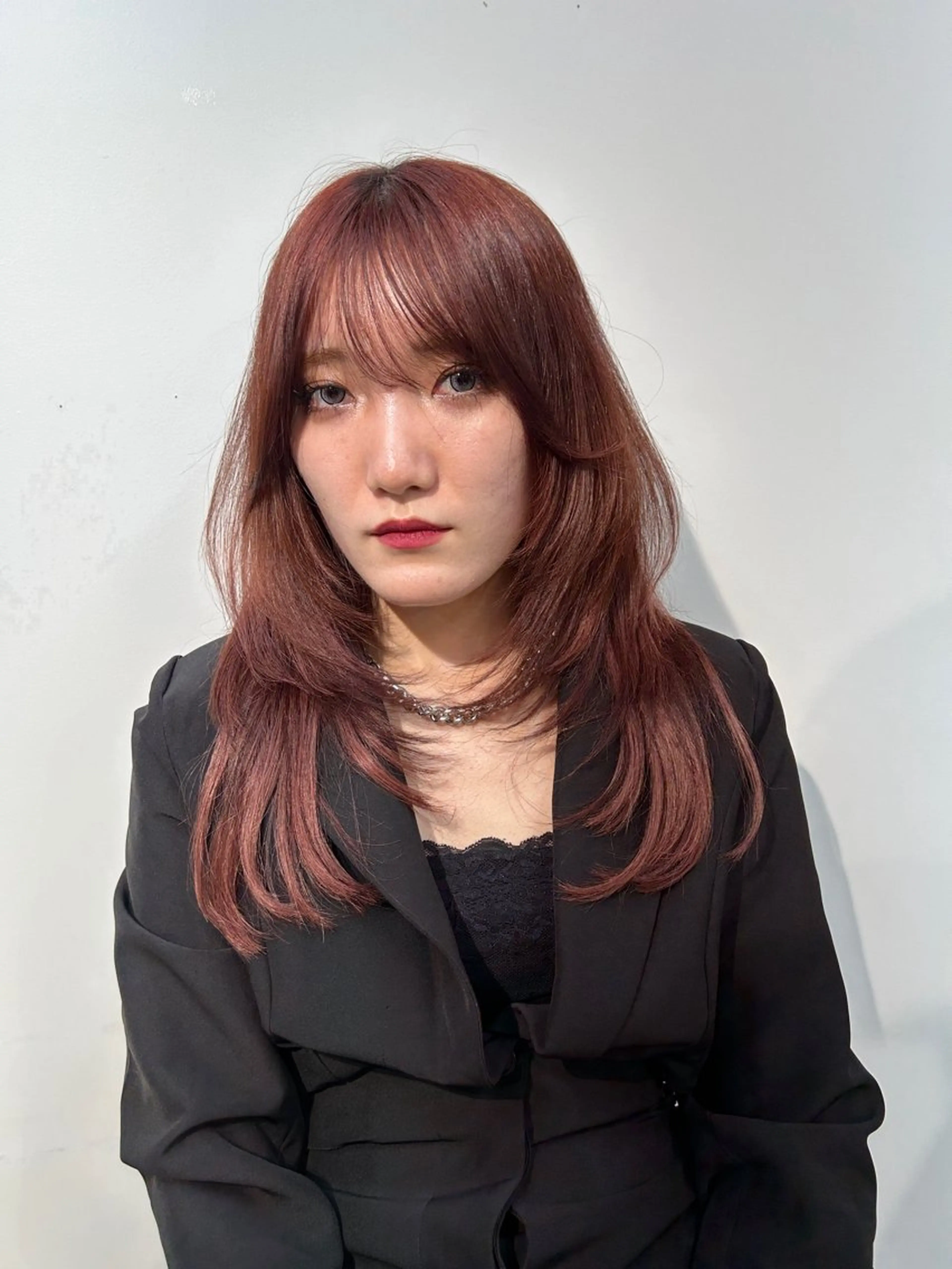 ミディアム カラー ヘアアレンジ ボブ/透明感ベージュ 🫧クルミ🌟のヘアスタイル