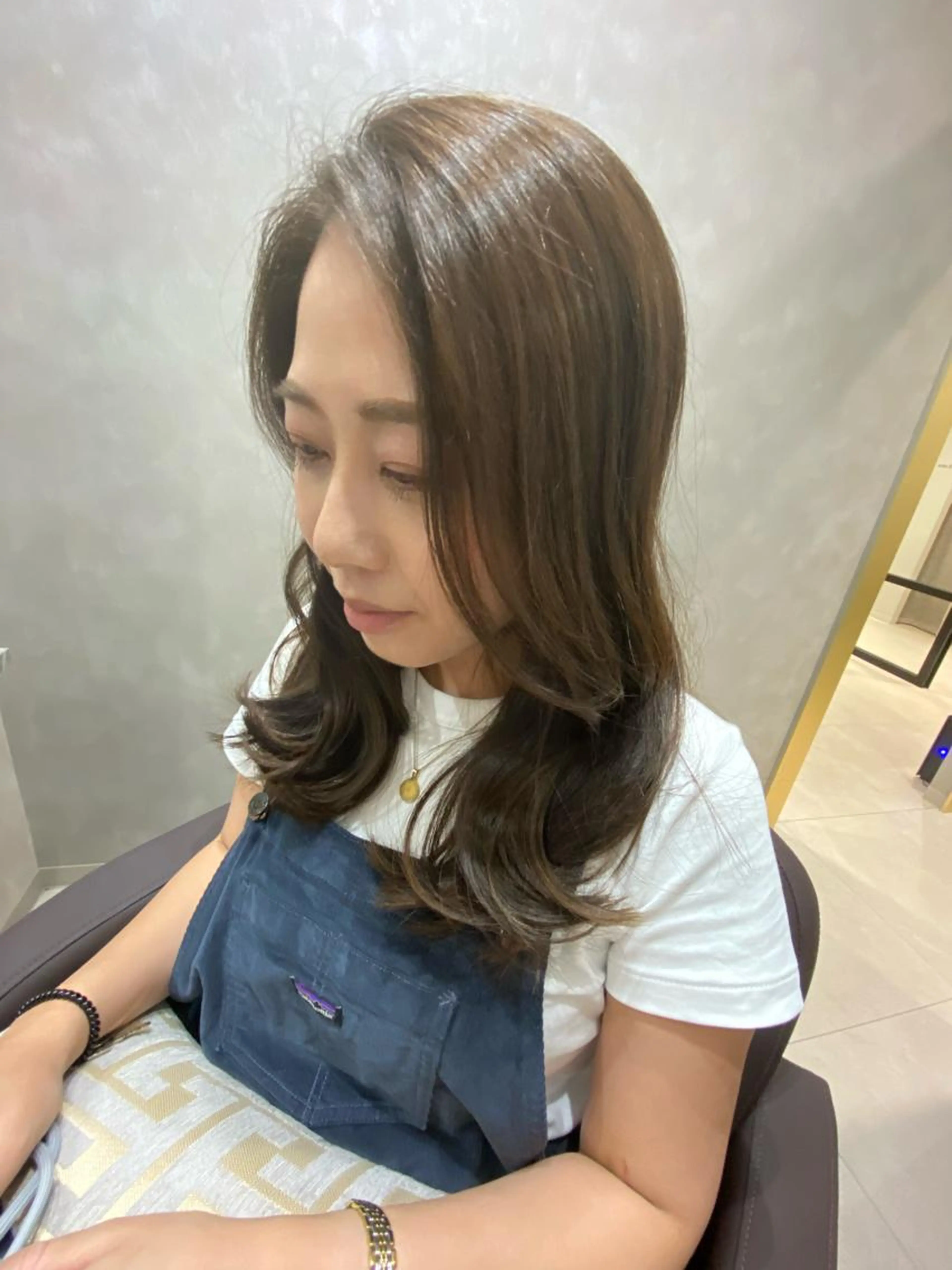 ケア付きベーシックカラー+3ステップトリートメントの写真