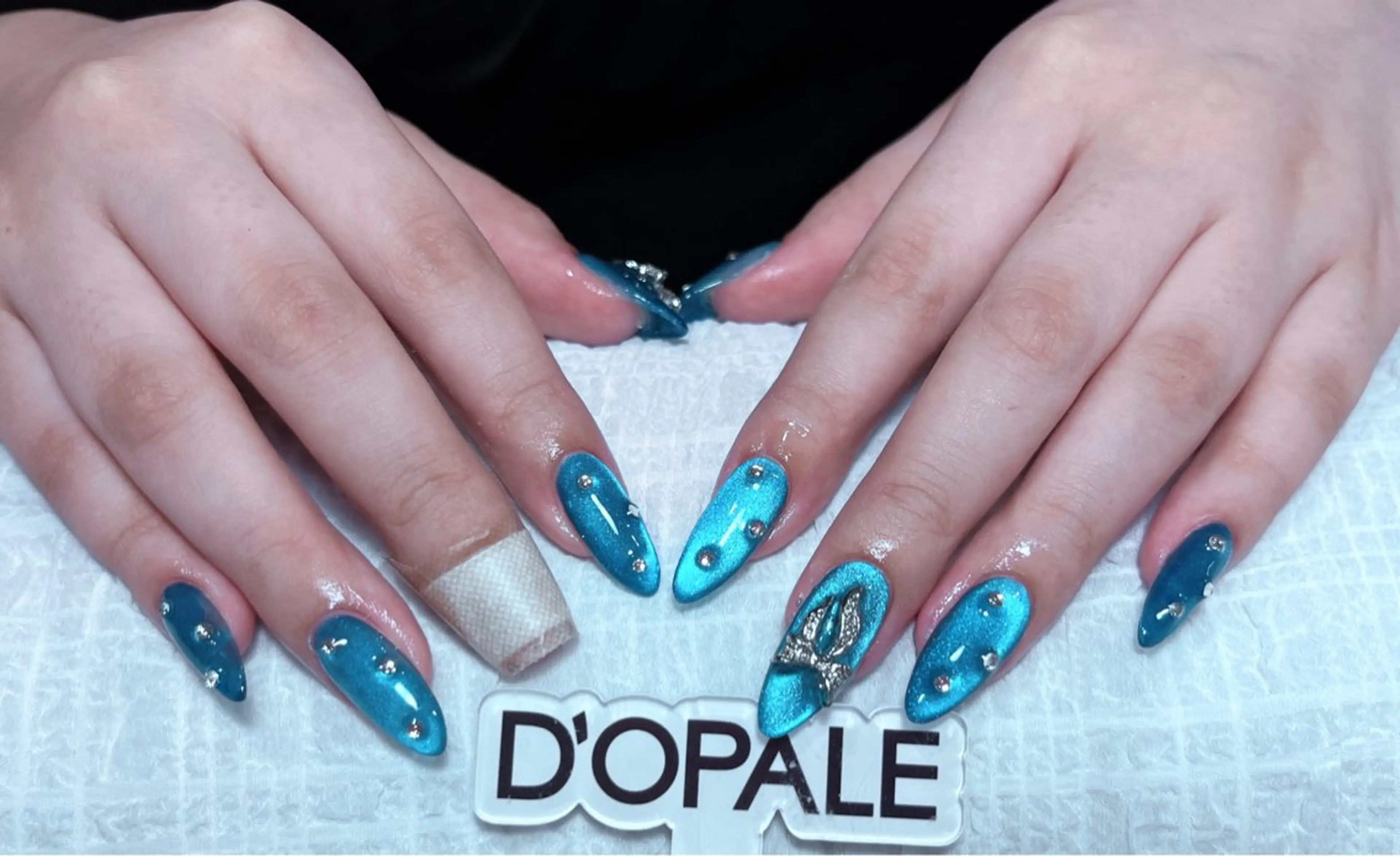 ネイル ハンドネイル D‘OPALEサロン所属・トパサロン 上野kkのネイルデザイン