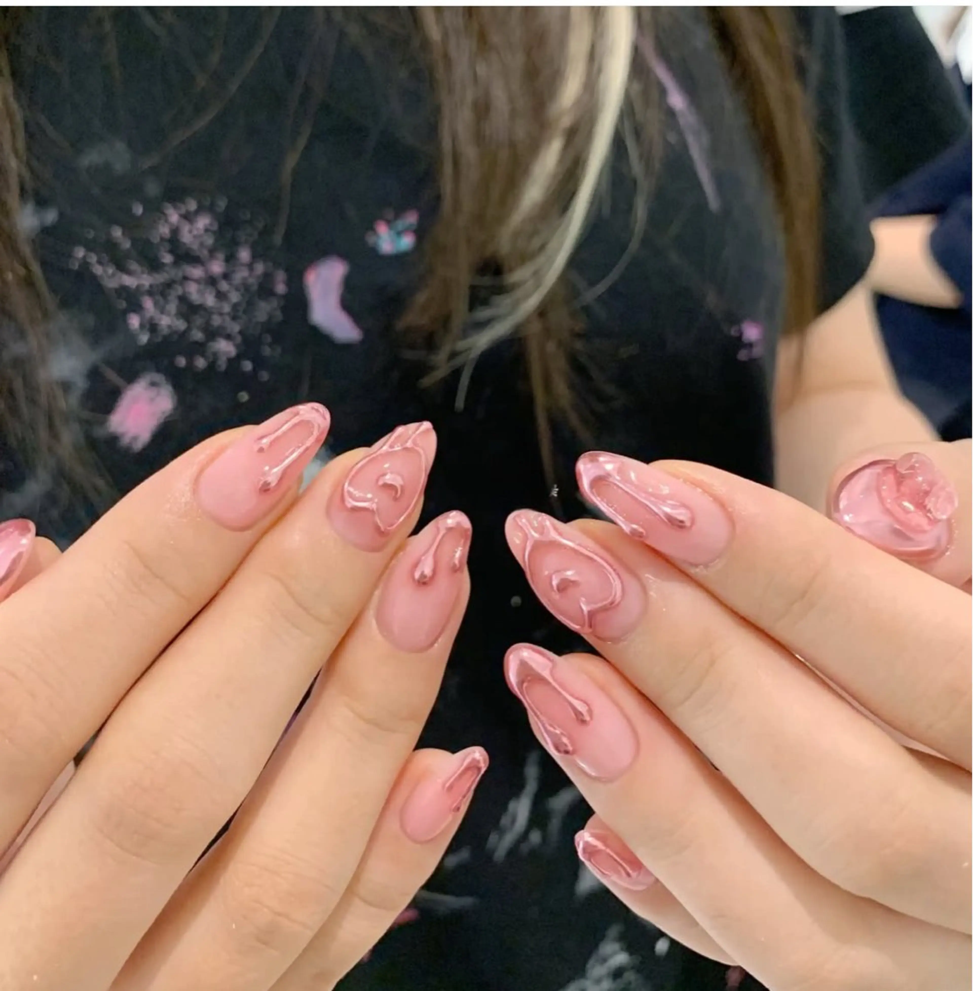 ネイル アニマル柄 オーロラネイル チークネイル フラッシュネイル ジェルネイル Lina nail所属・Luna 池袋のネイルデザイン