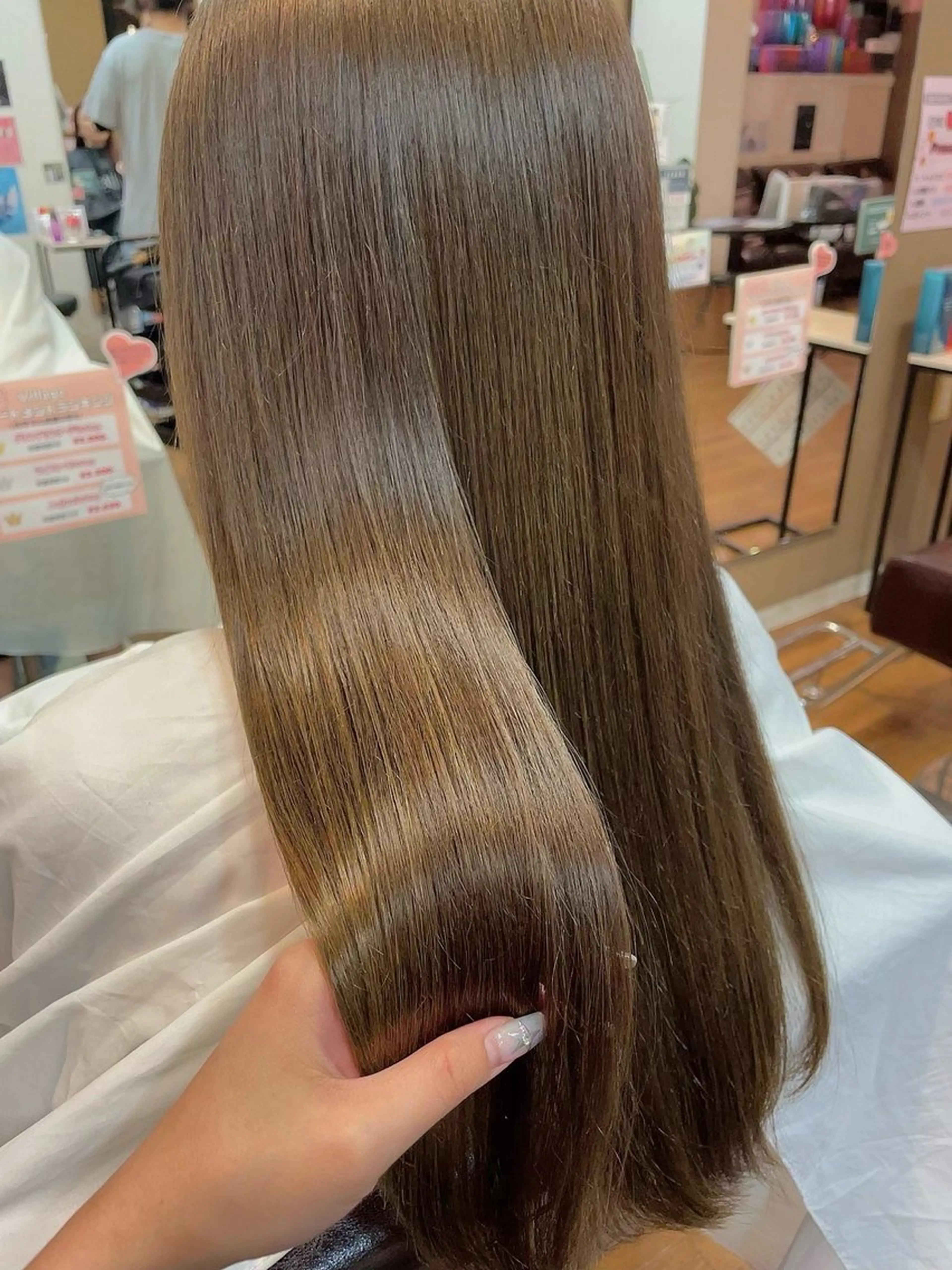 ロング カラー village所属・スタイリスト 佑梨のヘアスタイル