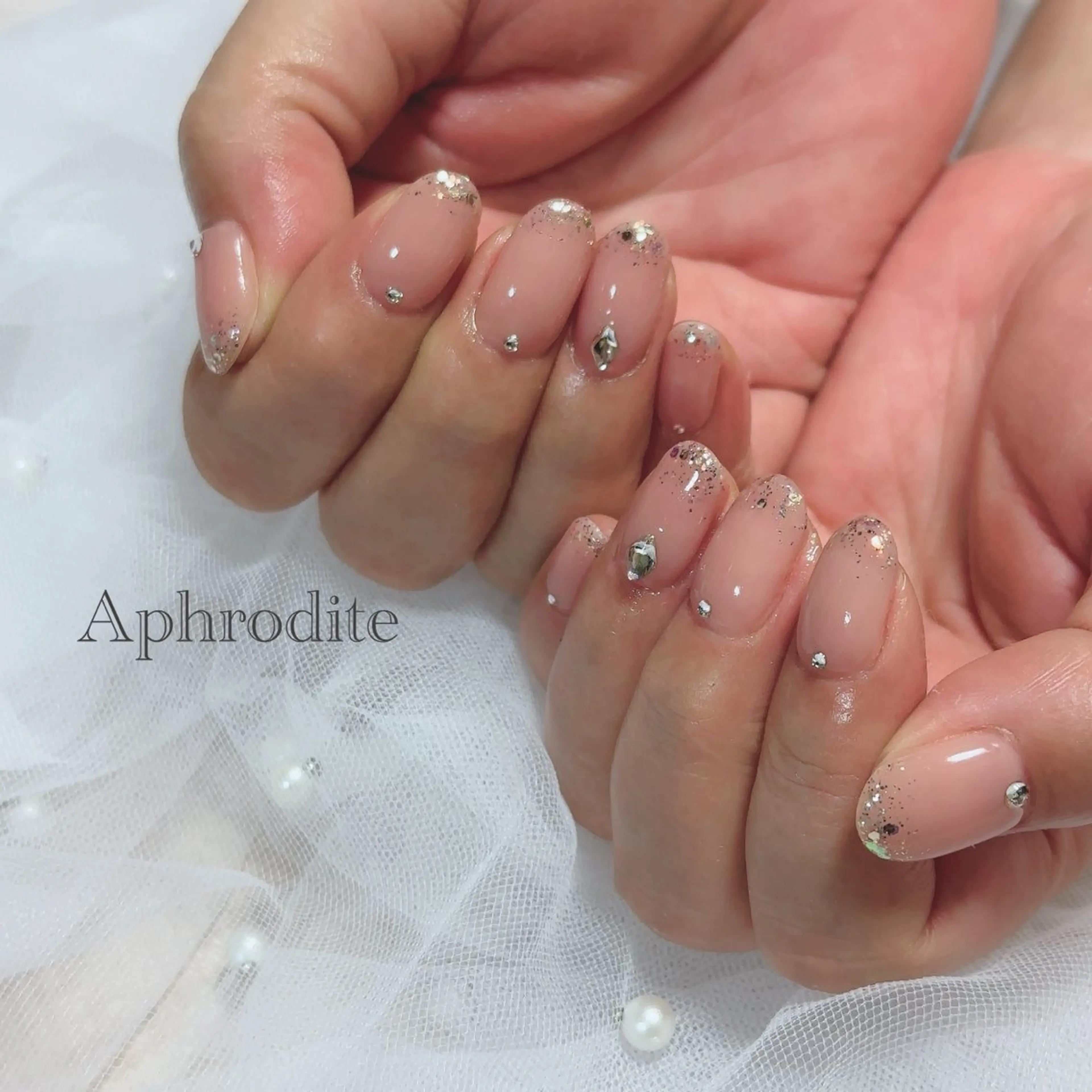 ネイル Aphrodite パラジェル認定サロンのネイルデザイン