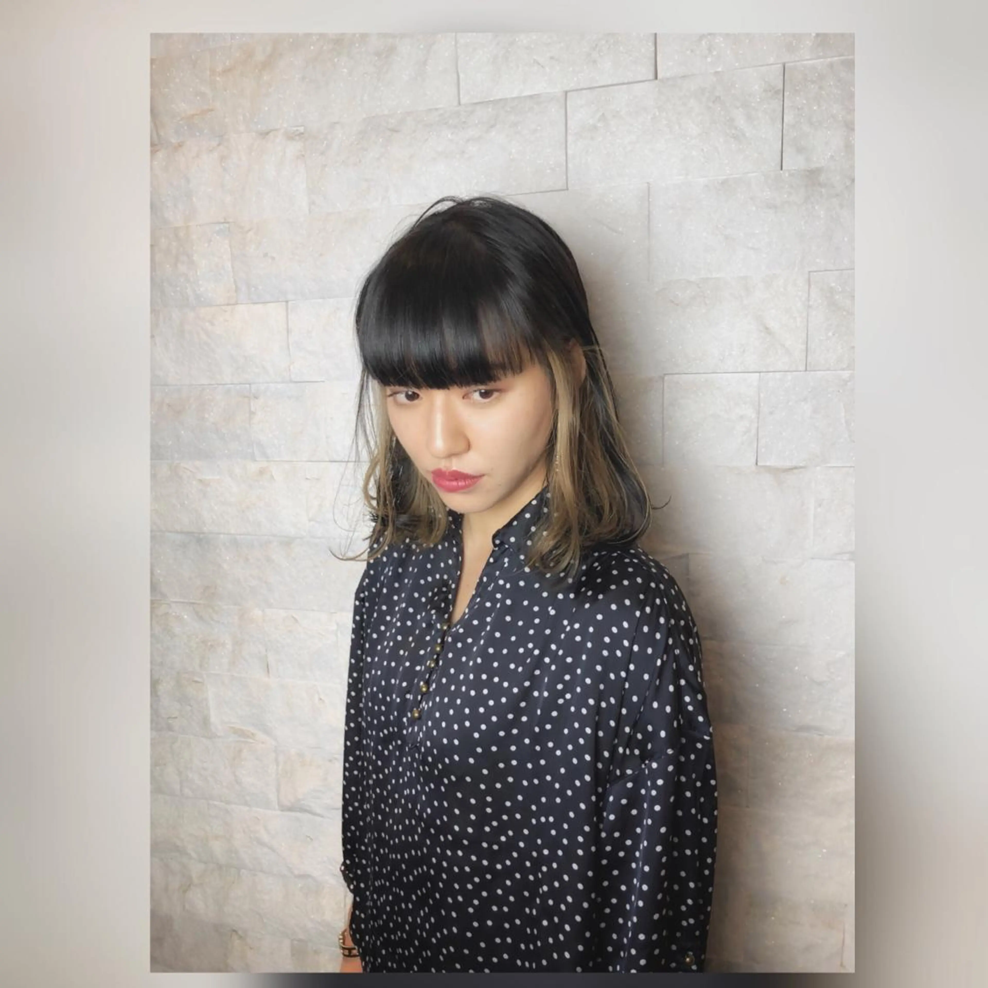 ミディアム カット ヘアカラー 圧倒的美髪ストレート ツダケイタロウのヘアスタイル