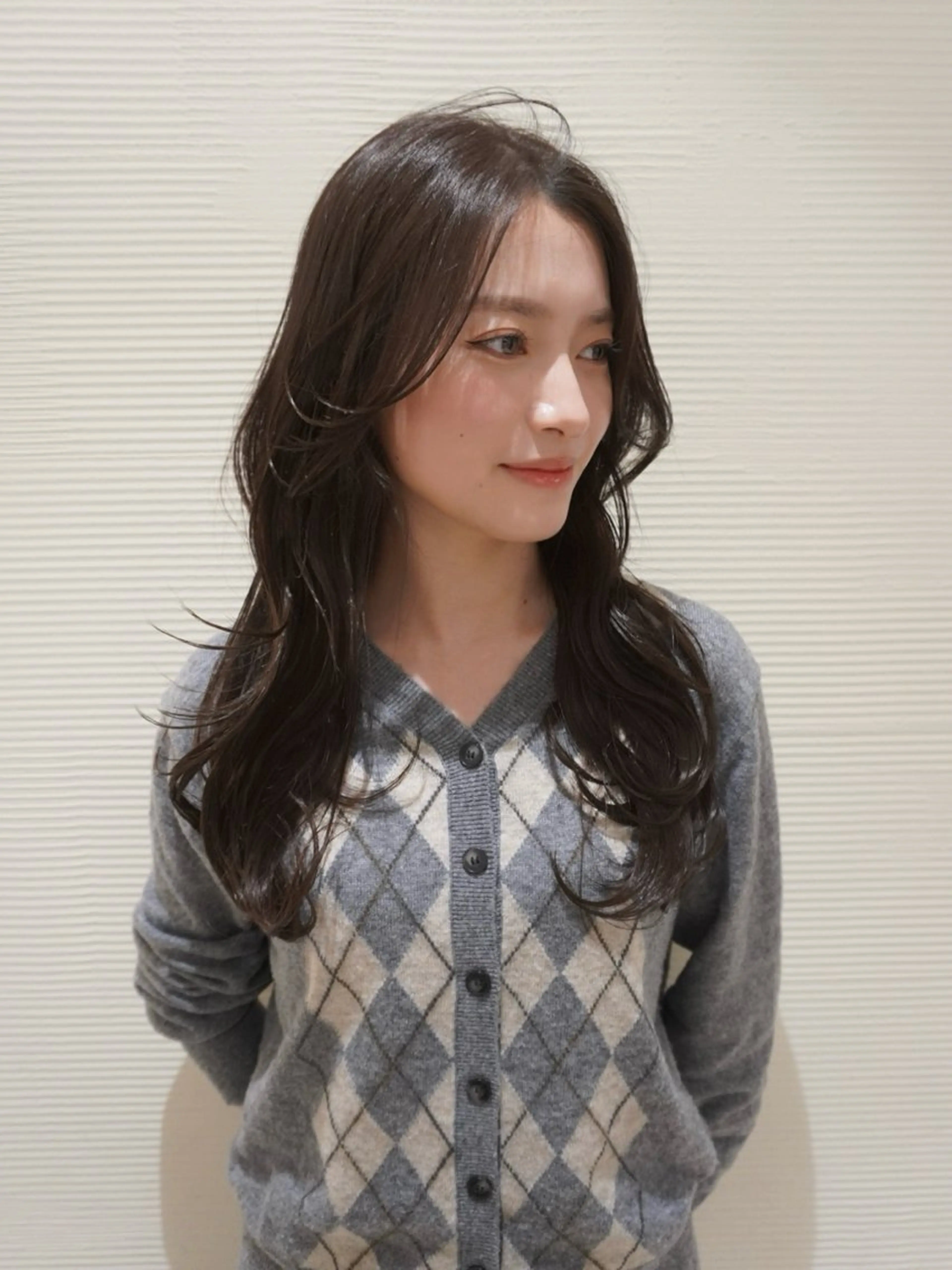 ロング くびれヘア 韓国風ヘア レイヤーカット ロング 🫧オリーブカラー/ 酸性縮毛矯正銀座🫧のヘアスタイル