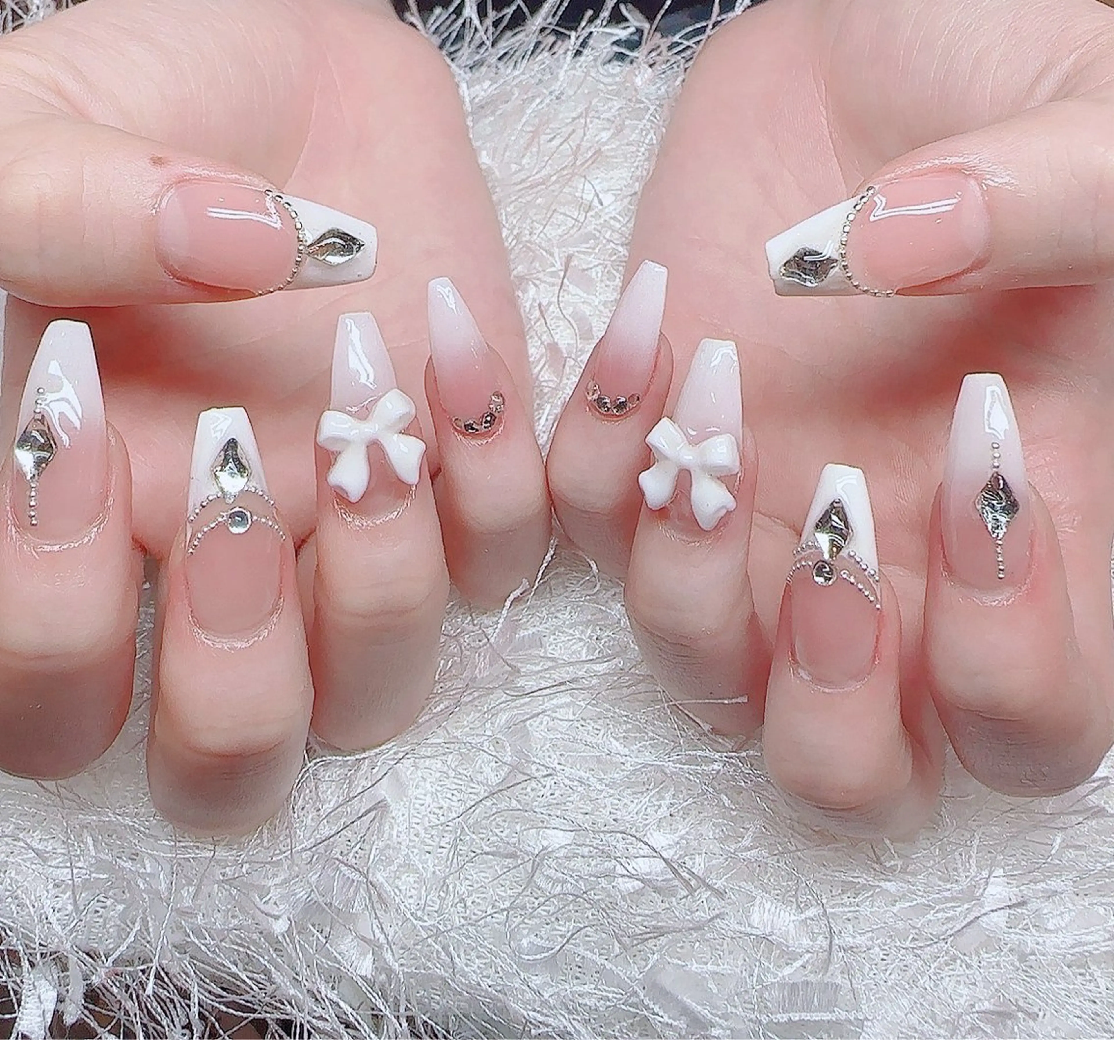 ネイル Le'a シズカのネイルデザイン