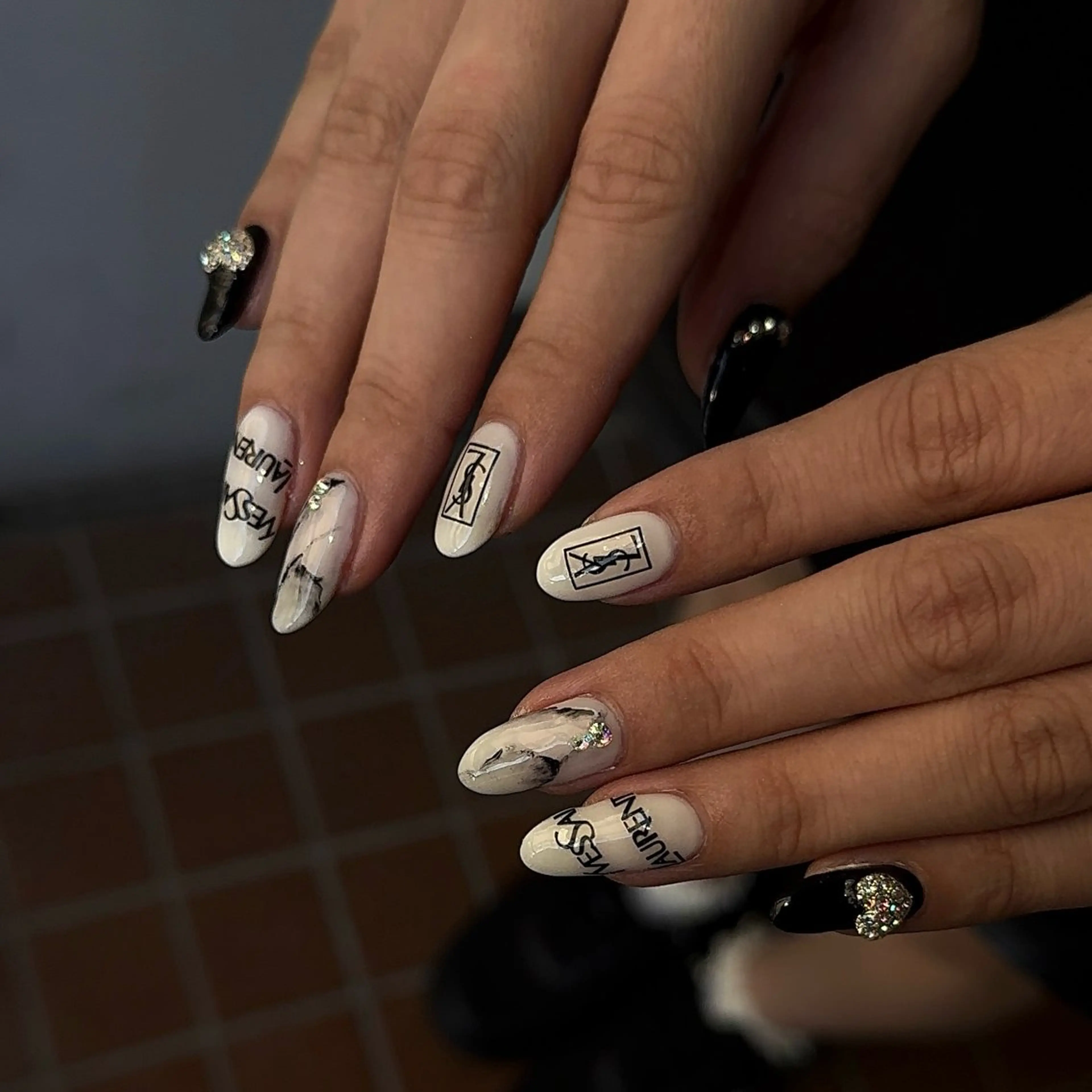 ネイル 黒川 実祐のネイルデザイン