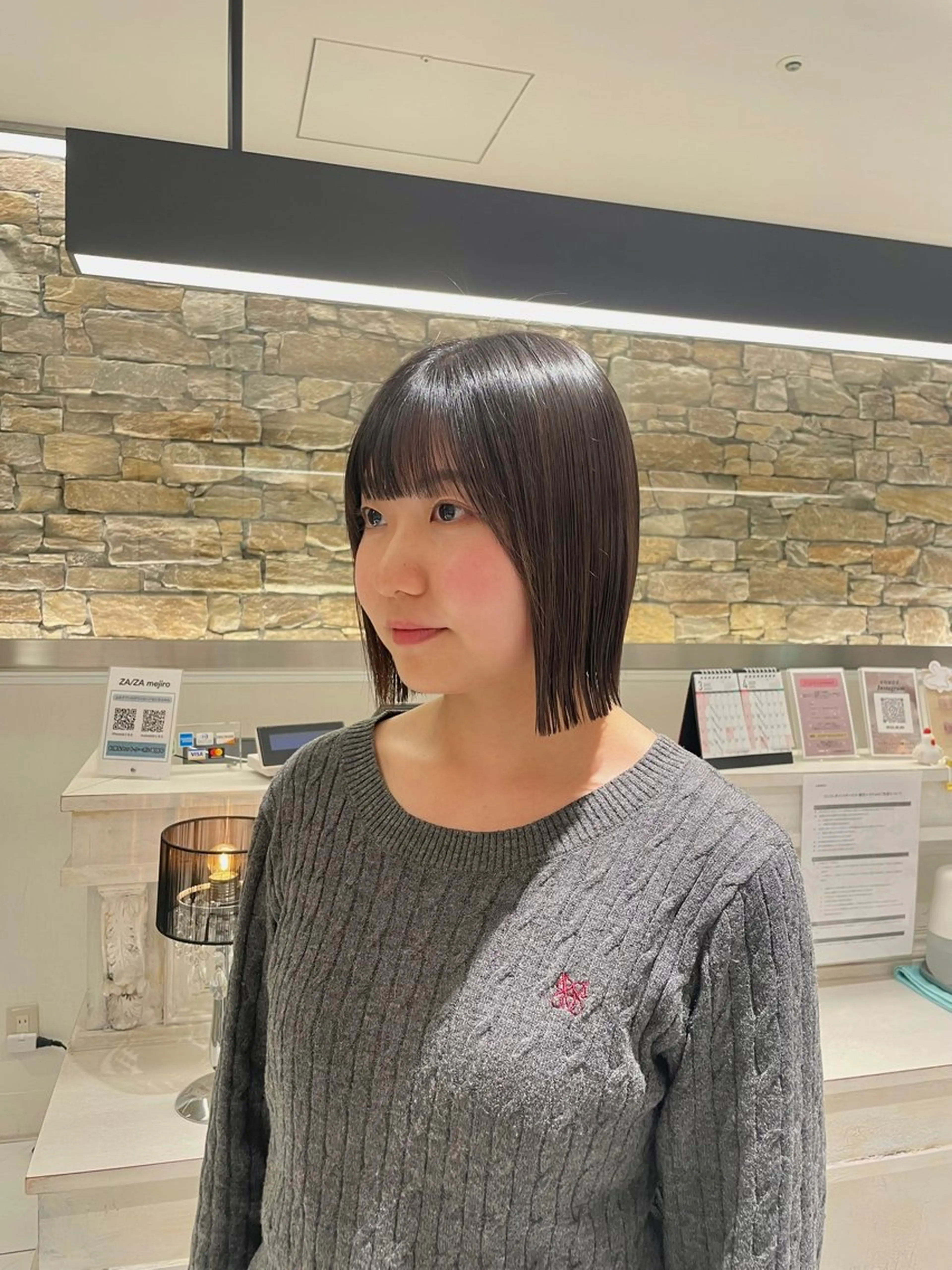 ショート 切りっぱなしボブ ボブ 小池 夏生のヘアスタイル