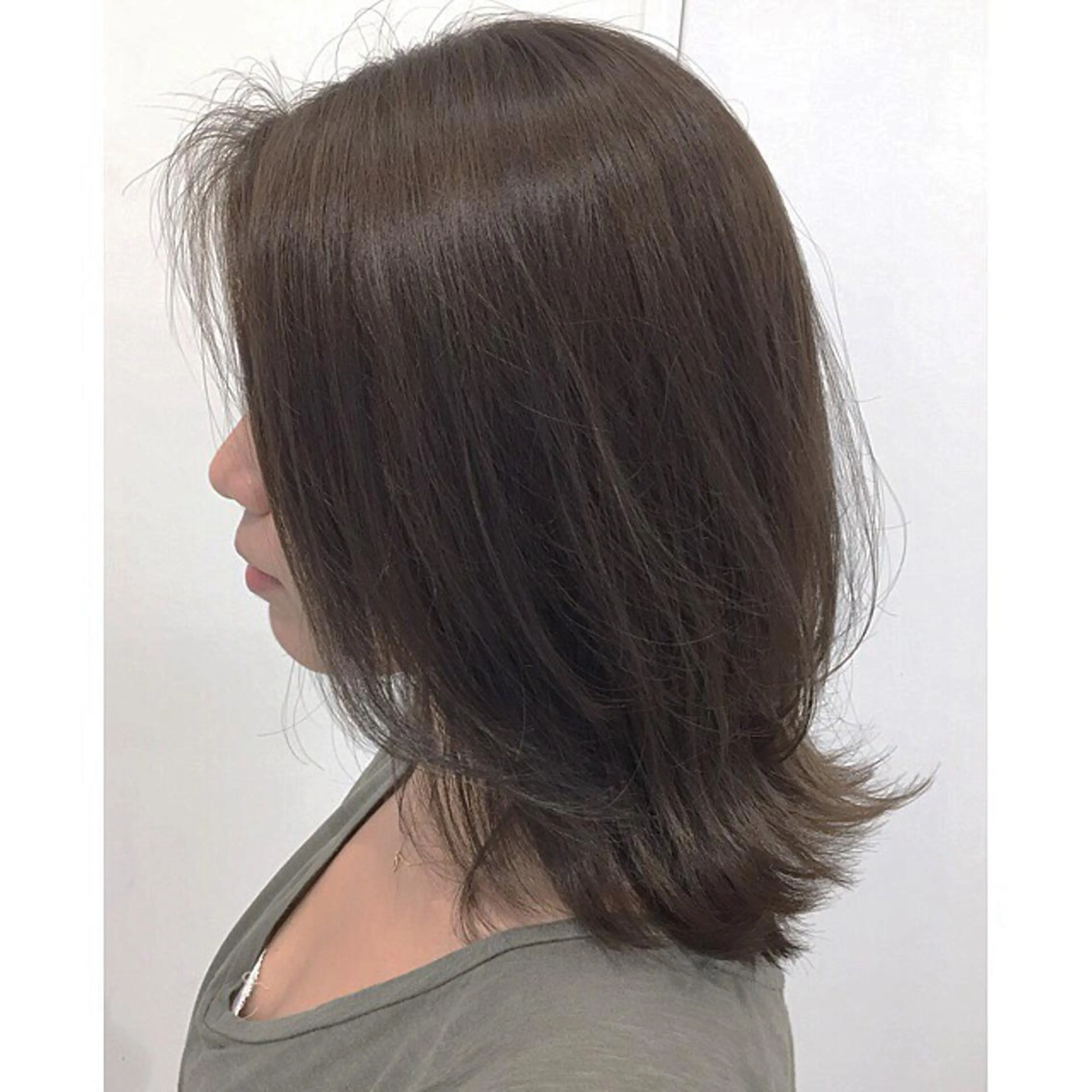 ミディアム カラー ヘアカラー トリートメント 透明感♡︎♡︎ 佐々木早苗のヘアスタイル