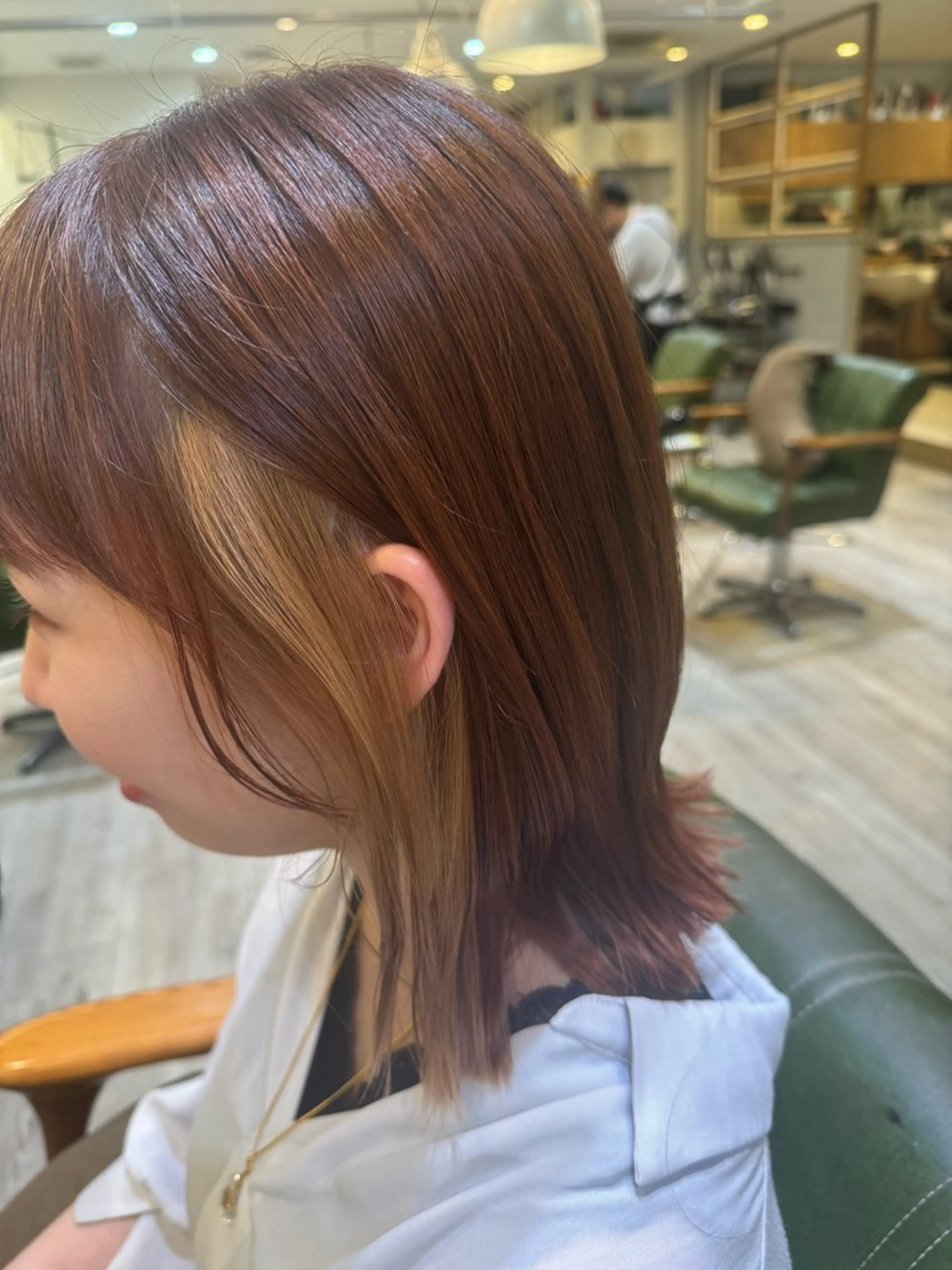 ミディアム ヘアカラー 🦋ふくい あやの🦋のヘアスタイル