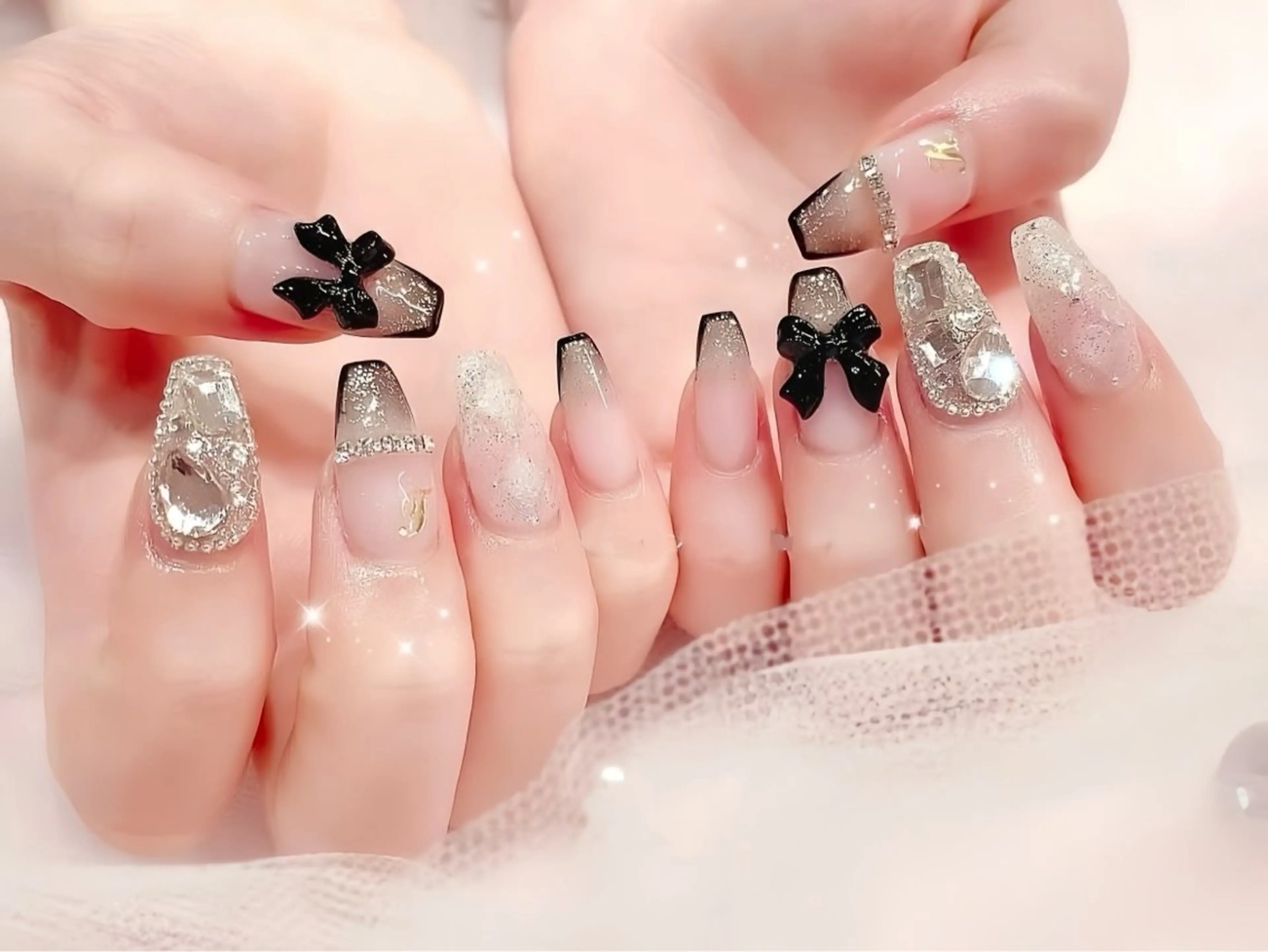 ネイル アートネイル ガーリー 韓国ネイル 持ち込み ニュアンスネイル Rin Nail 新大久保店のネイルデザイン