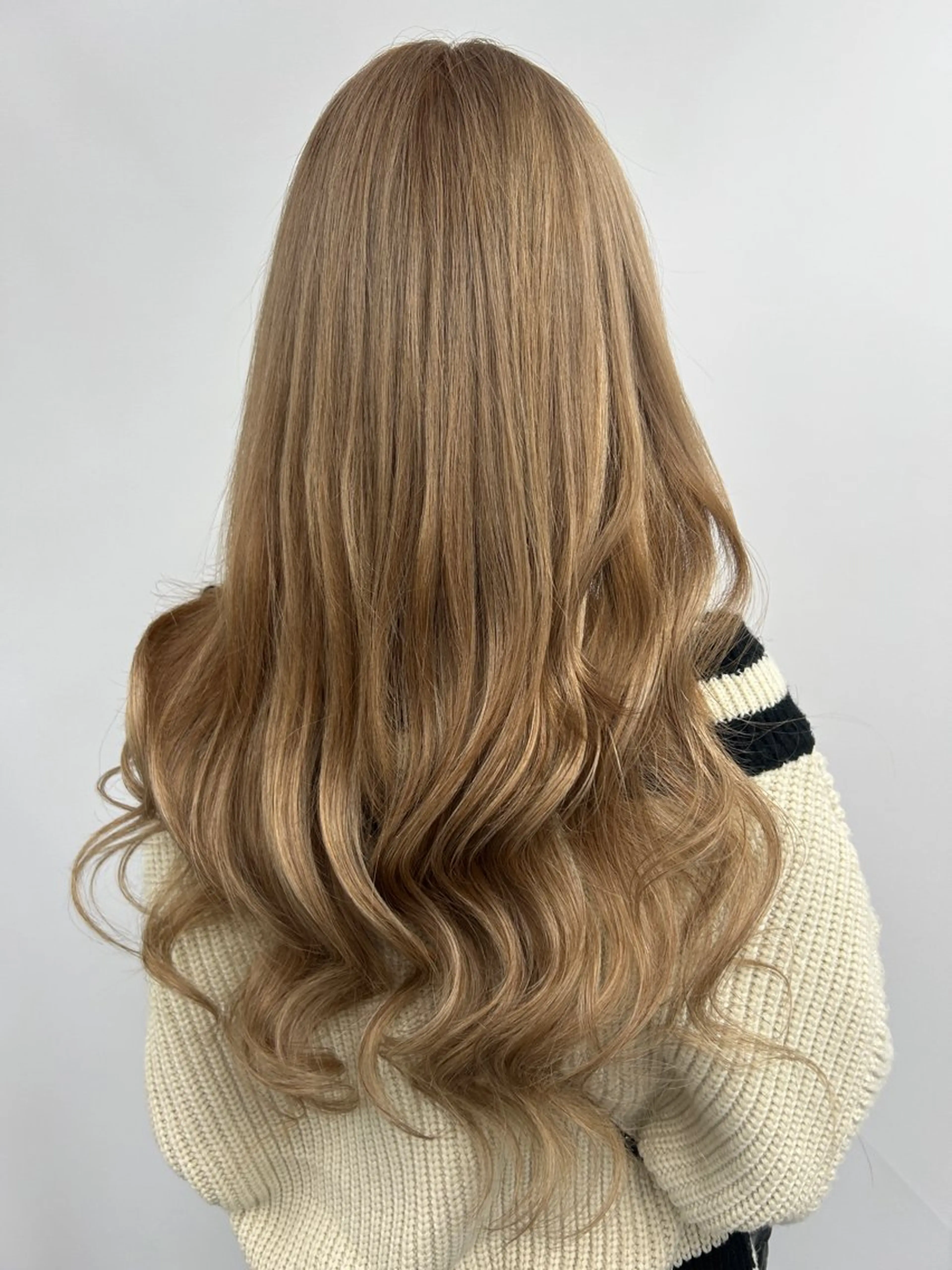 ロング カラー シールエクステ ベージュカラー ダブルカラー ミルクティーベージュ エクステ ヘアカラー エクステ alpha. カラーエクステ下妻のヘアスタイル