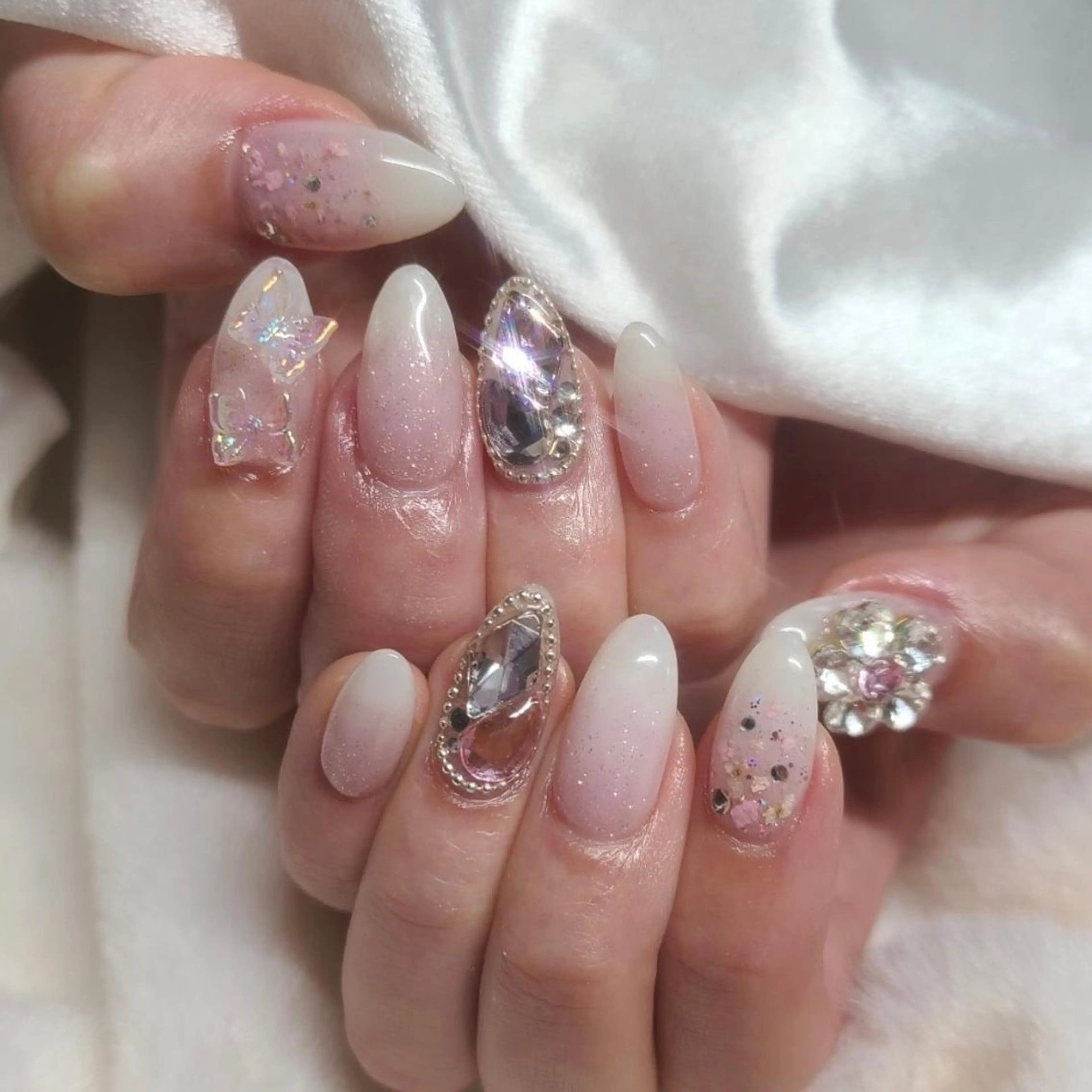 ネイル ハンドネイル フットネイル Best Nail NANA🤍のネイルデザイン
