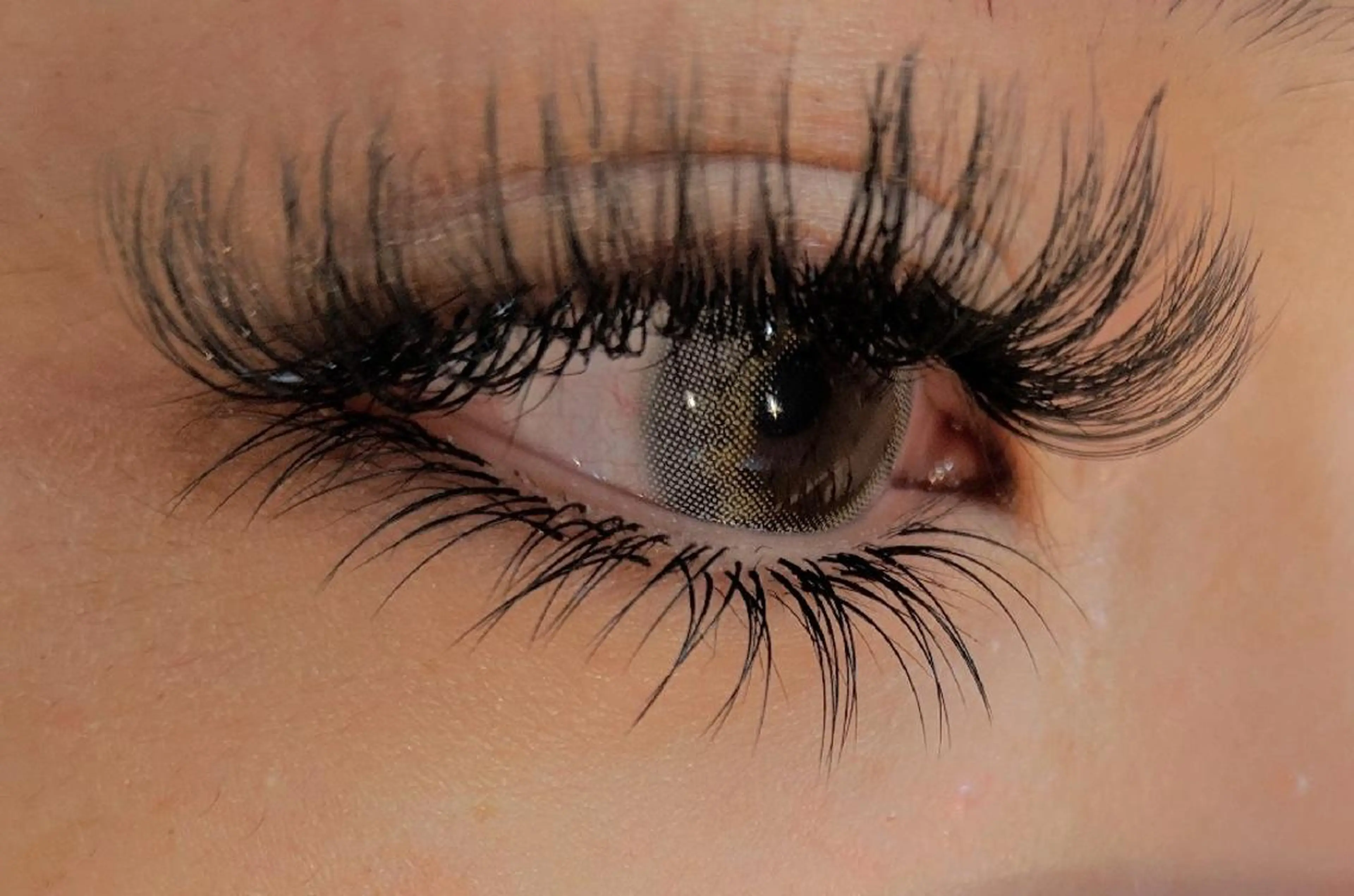 マツエク・マツパ 付け放題 下まつげエクステ アイデザイナー Key（ケイ）の眉毛・アイブロウイメージ