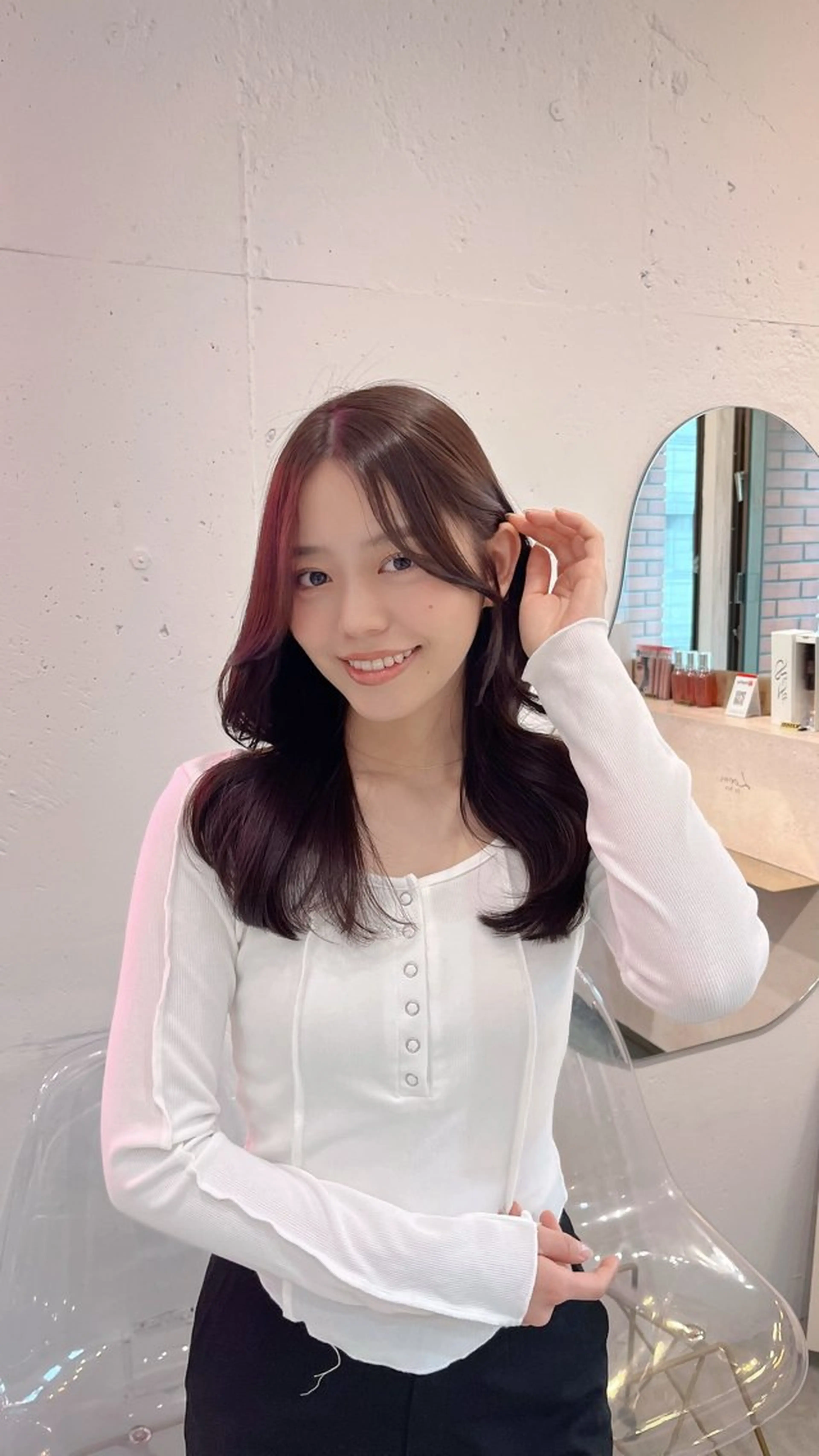 セミロング 新宿/小顔レイヤー/ 顔まわり/西慶太朗のヘアスタイル