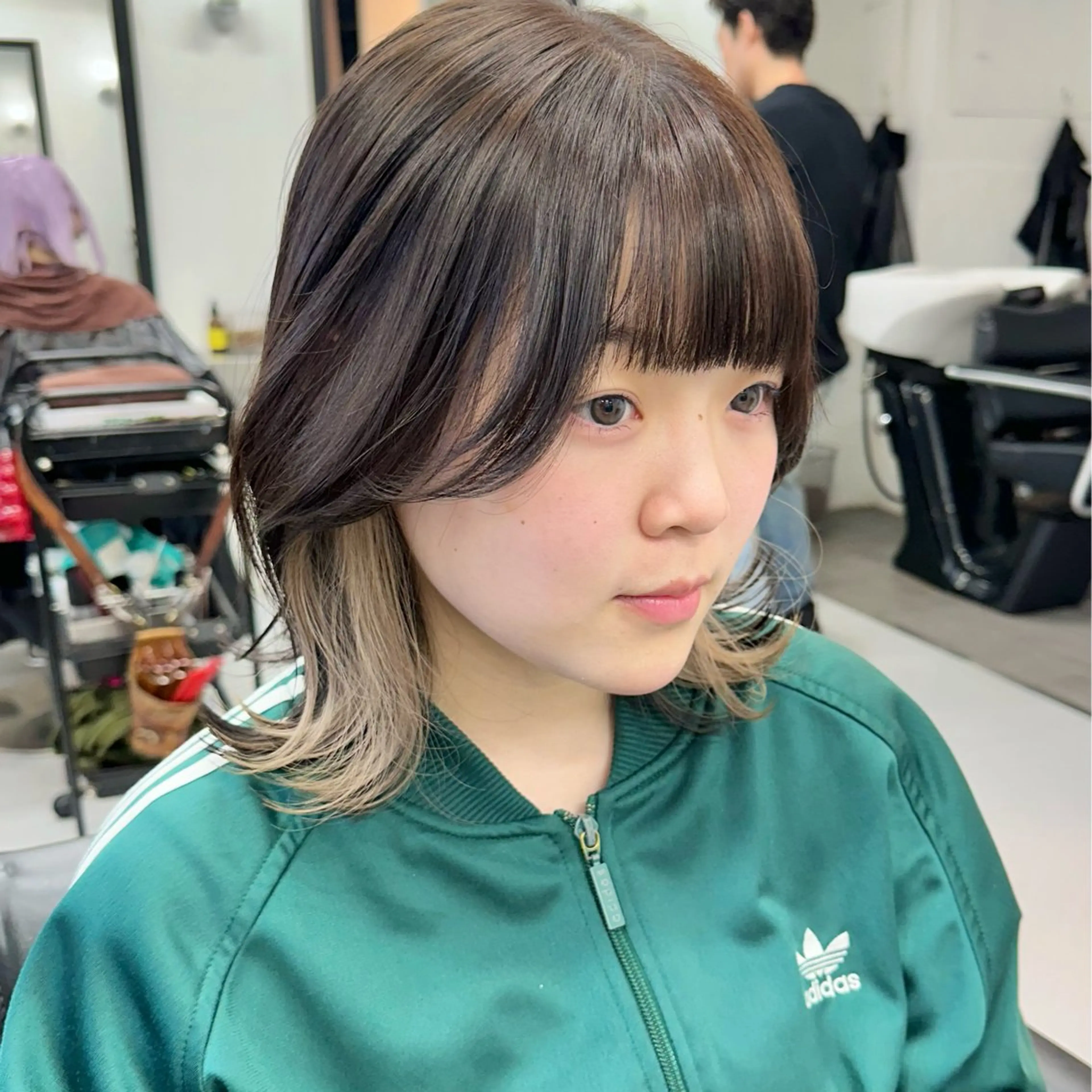 ミディアム カラー ベージュカラー ブリーチ ケアブリーチ ダブルカラー インナーカラー カット ヘアカラー トリートメント インナーカラー/レイ ヤーカット♡/マキシのヘアスタイル