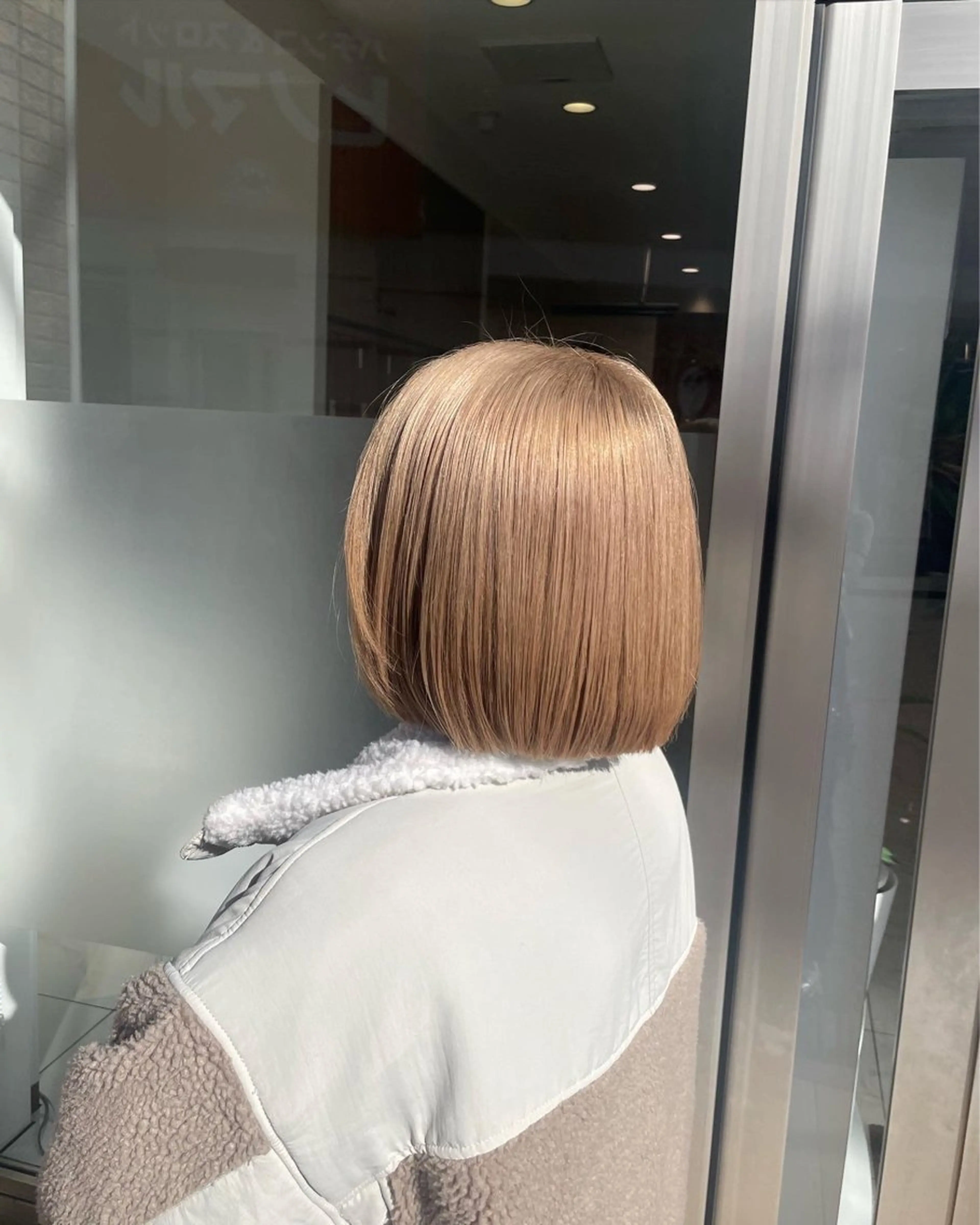 ショート カラー 🧸韓国/髪質改善 MOE🇰🇷🧸のヘアスタイル