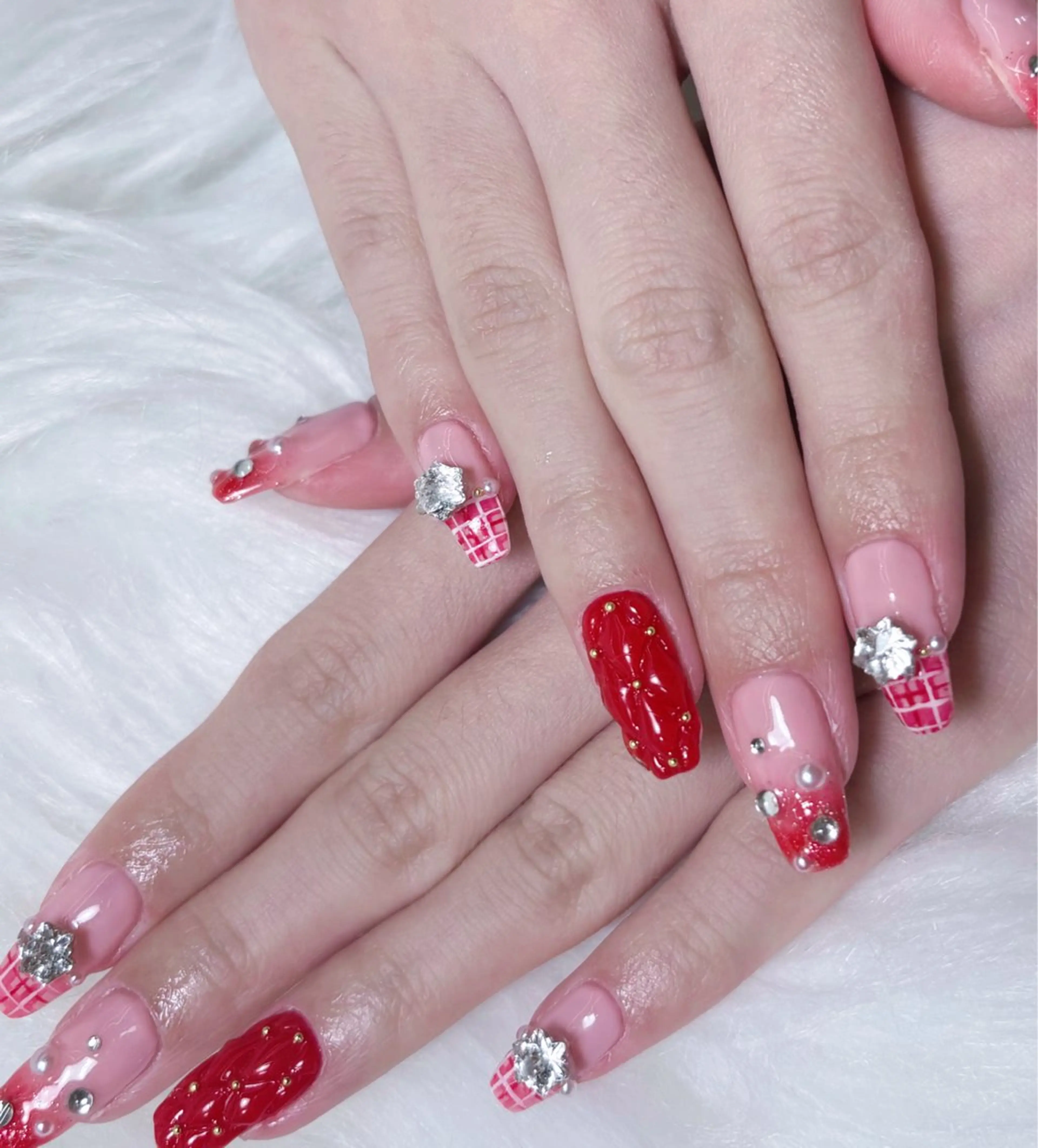 ネイル アートネイル 🦋y y Nail 🤍のネイルデザイン