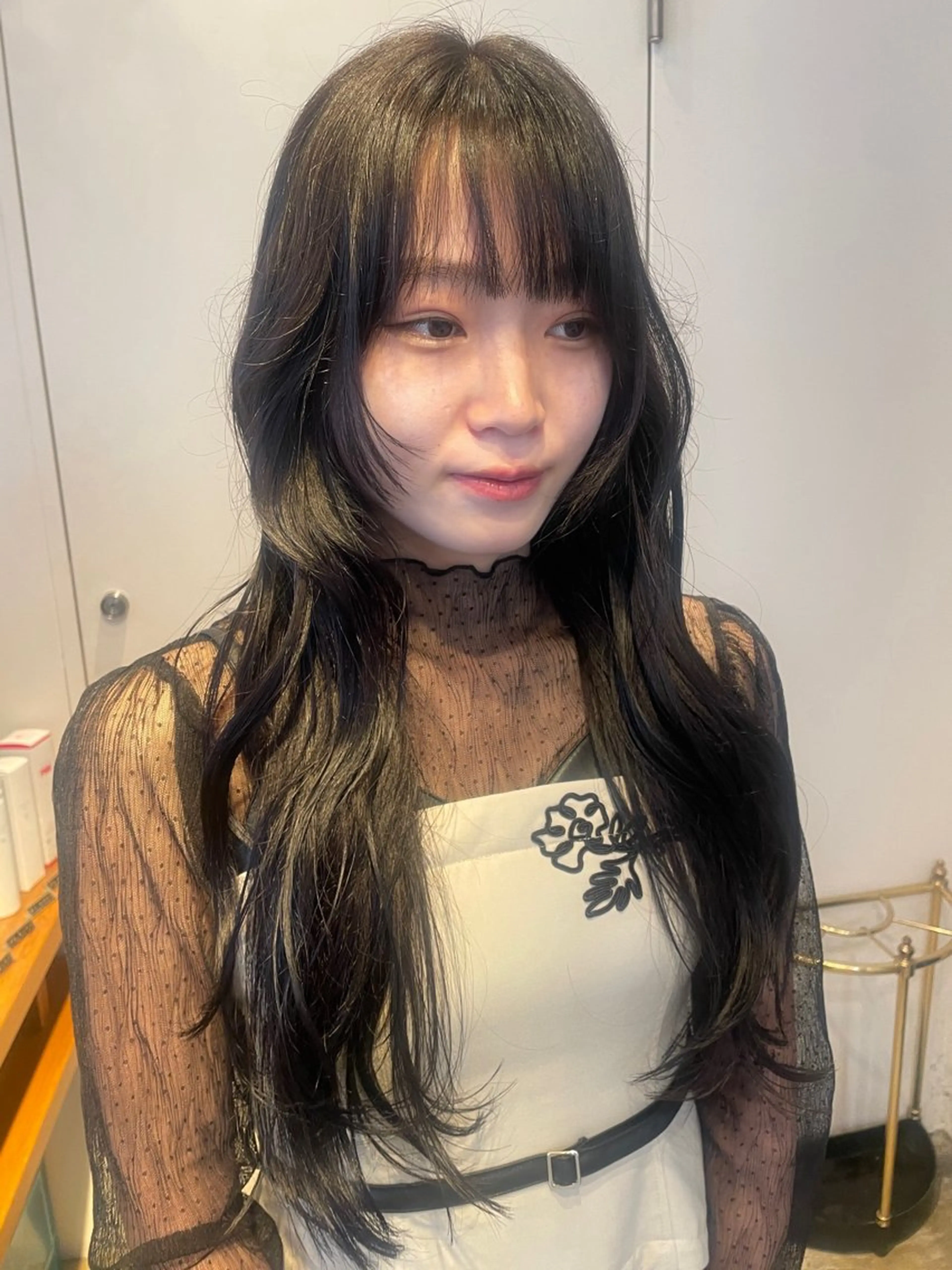 ロング カラー カット ヘアカラー トリートメント RIN/韓国ヘア レイヤーカットのヘアスタイル