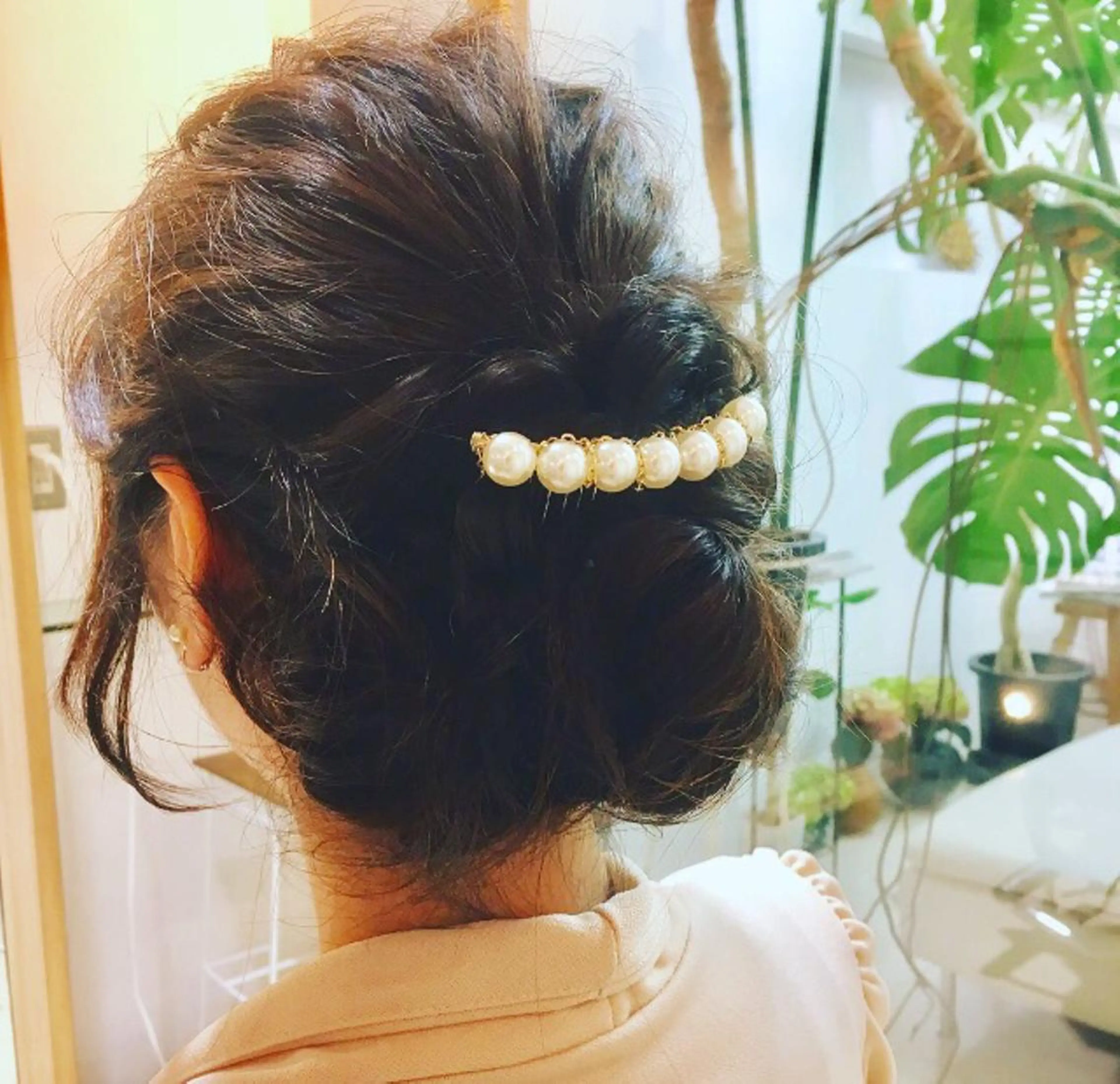 セミロング ヘアアレンジ 安永 涼のヘアスタイル