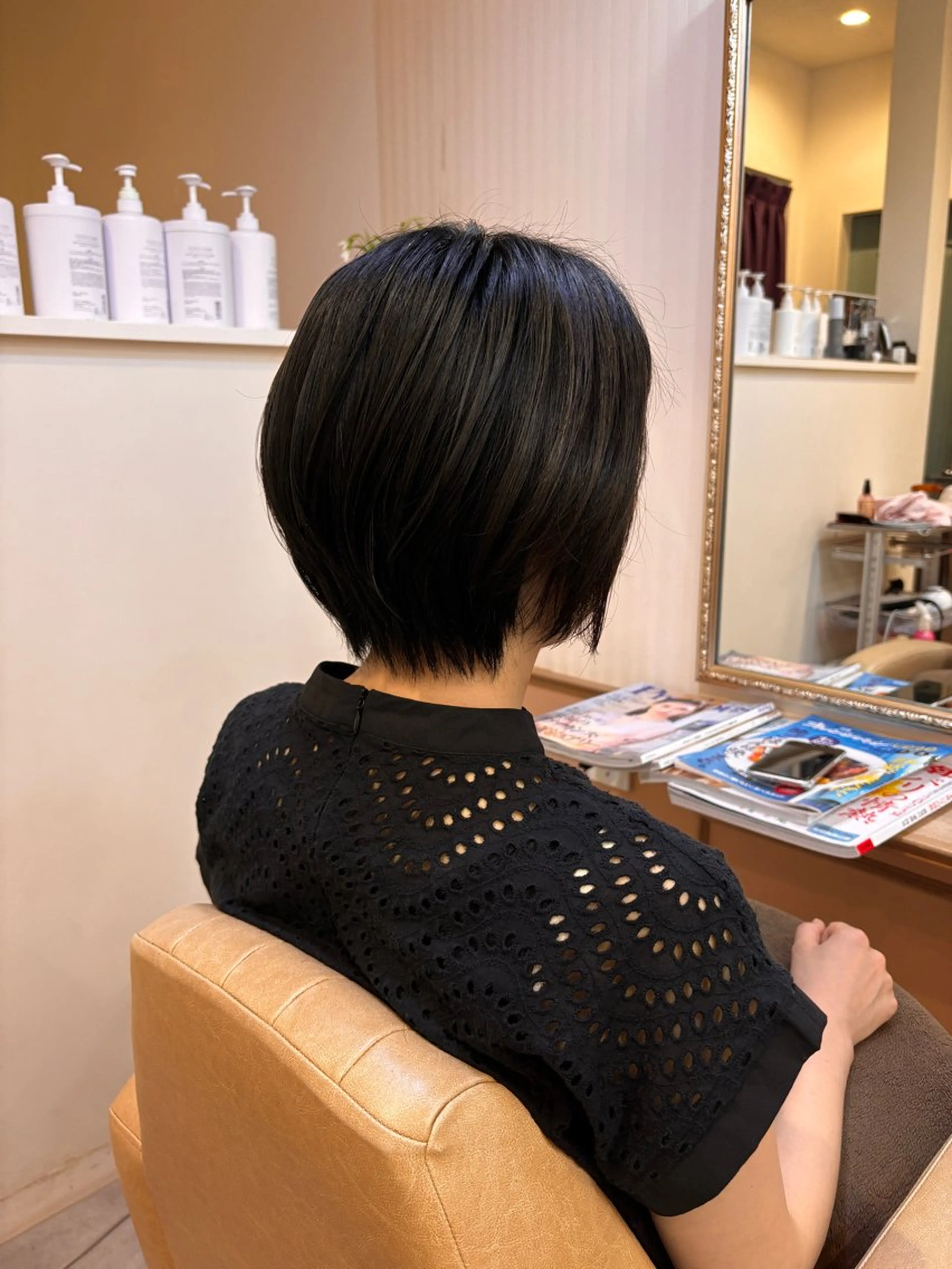 ショート シンセティックヘアデザイン所属・吉井 愛のヘアスタイル