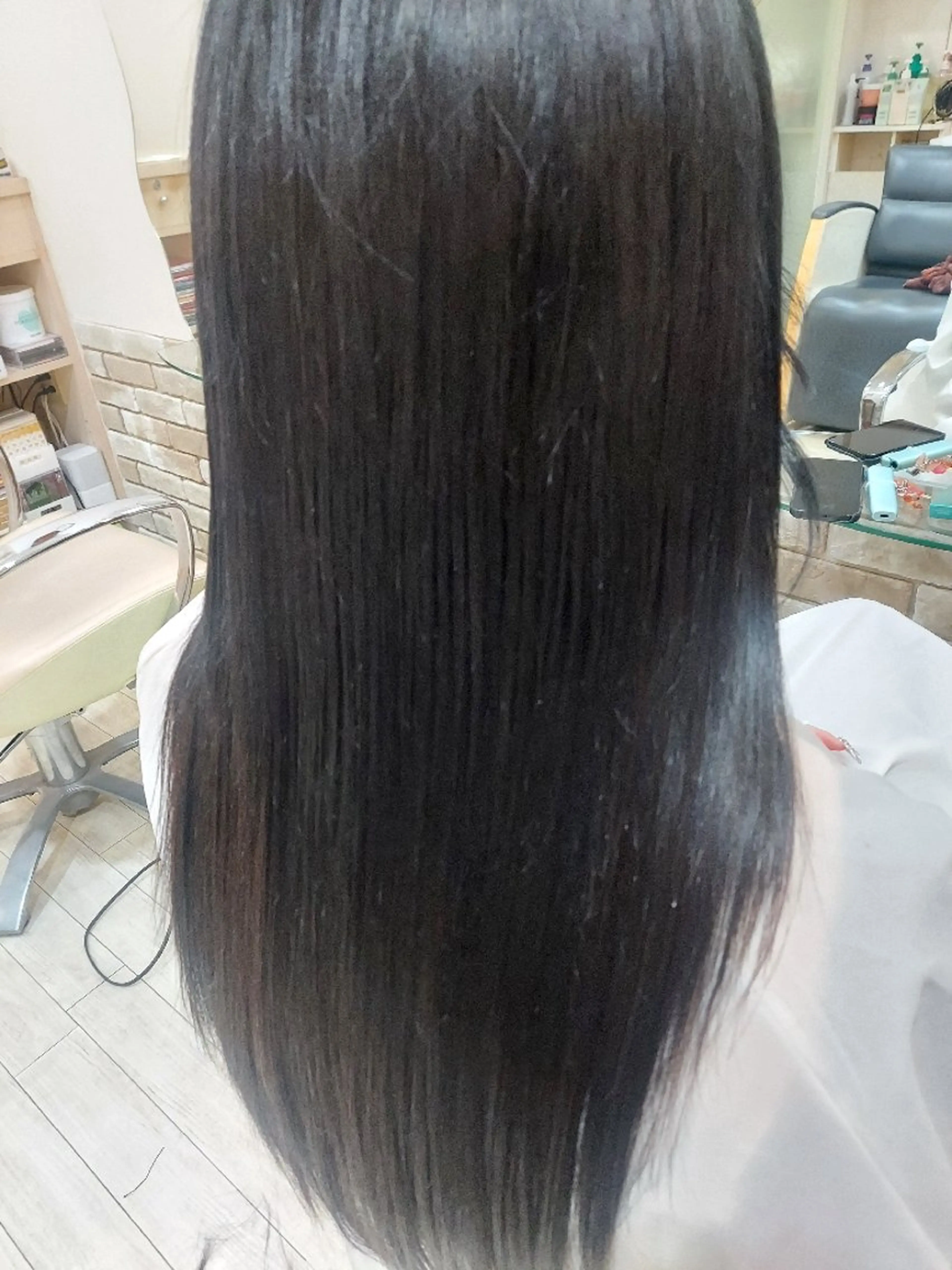 馴染ませカット+全体カラー+編み込みエクステの写真