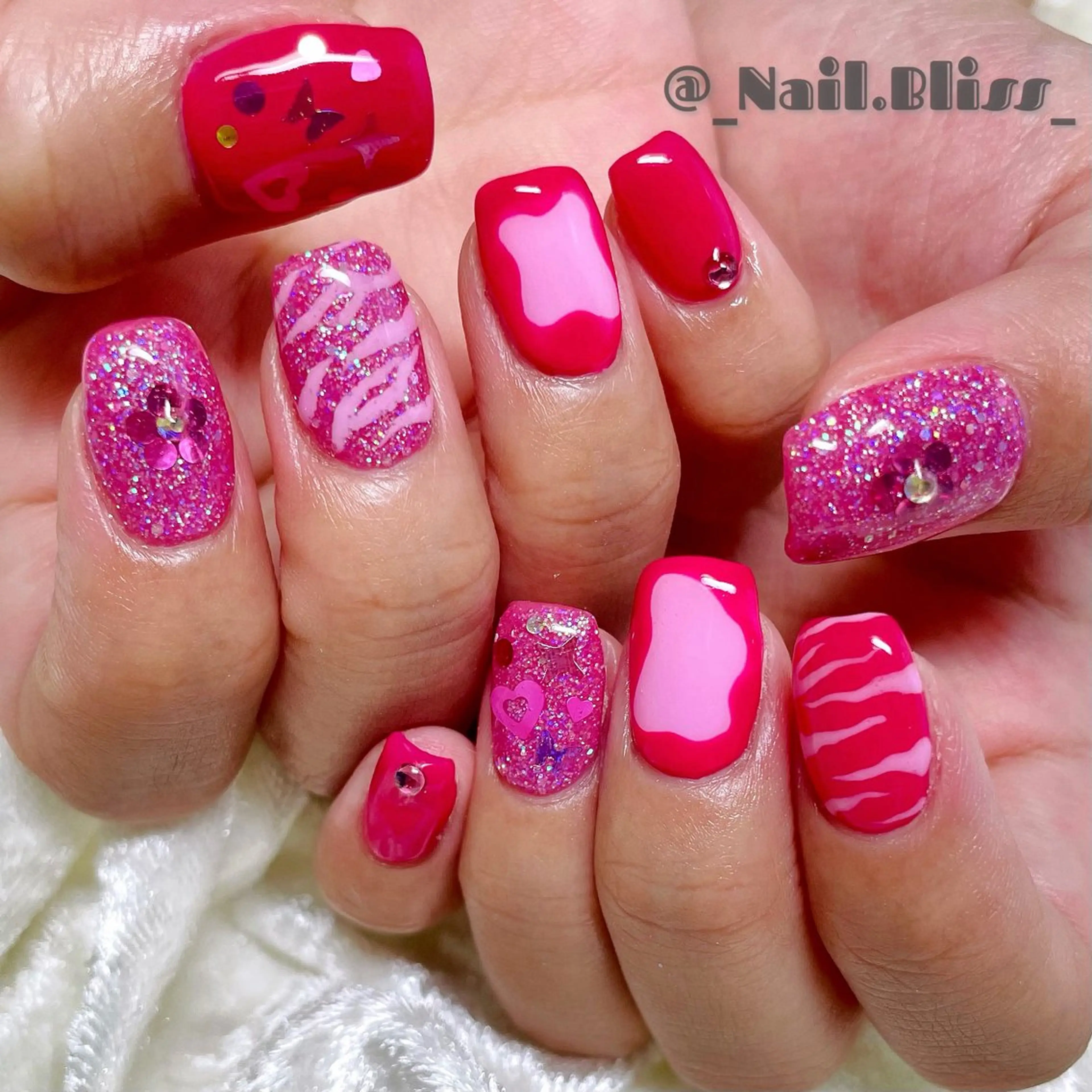 ネイル ブルー 持ち込み ピンク ハンドネイル NAIL BLISSのネイルデザイン