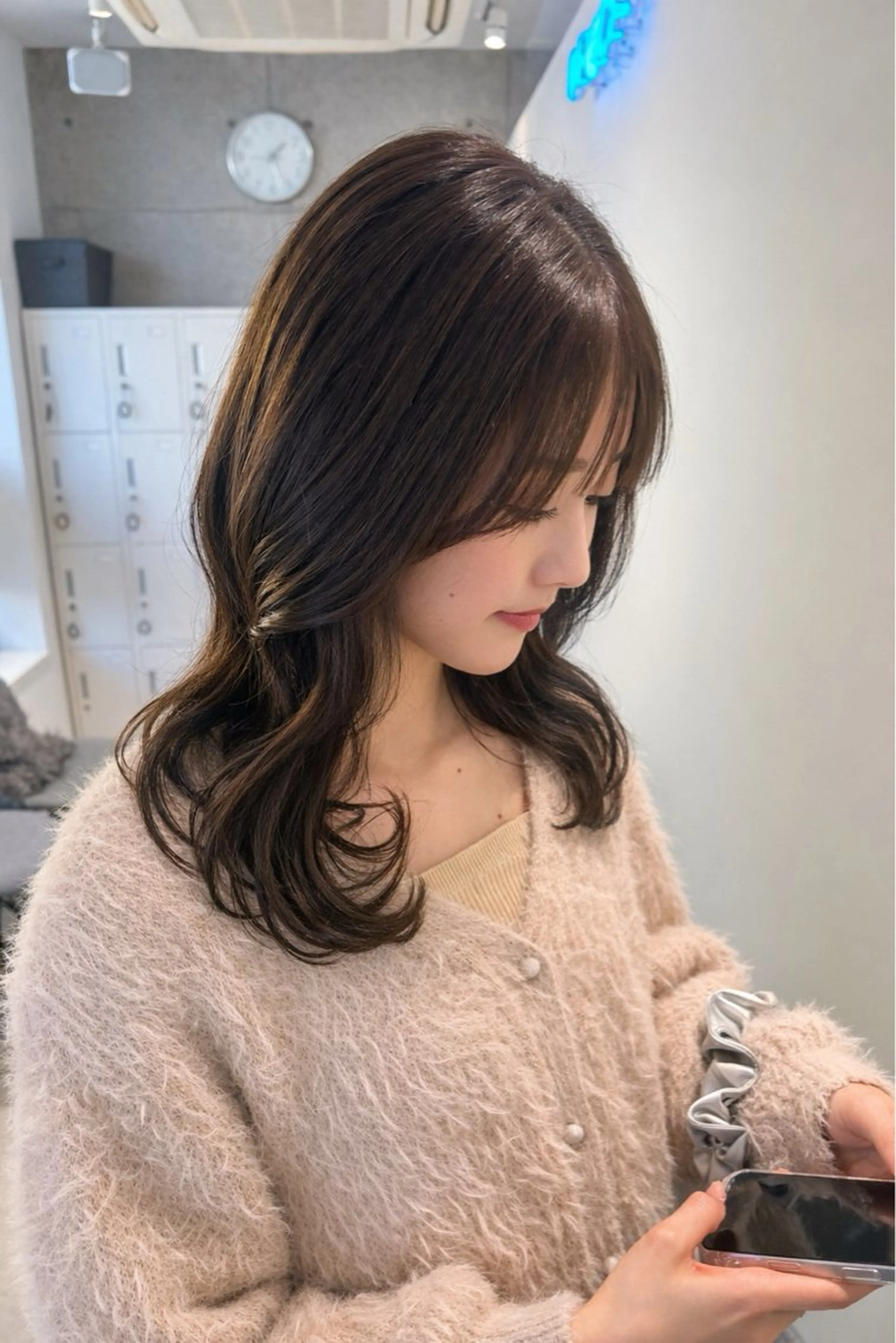 ミディアム ヘアカラー トリートメント 🧸顔まわりカット 🧸山形紗奈のヘアスタイル