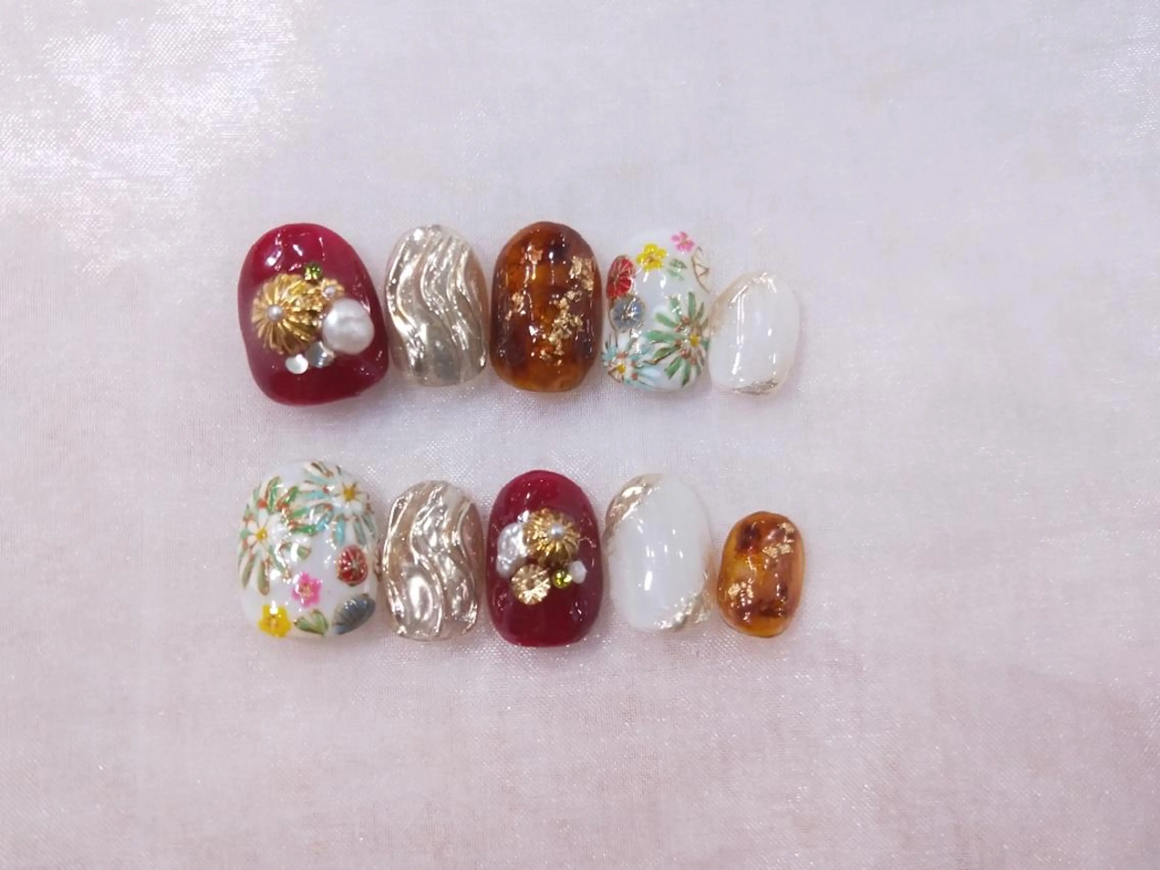 ネイル ハンドネイル R'well所属・はばすみれ🎀ﾈｲﾙ 光ﾌｪｲｼｬﾙ ﾍｱのネイルデザイン