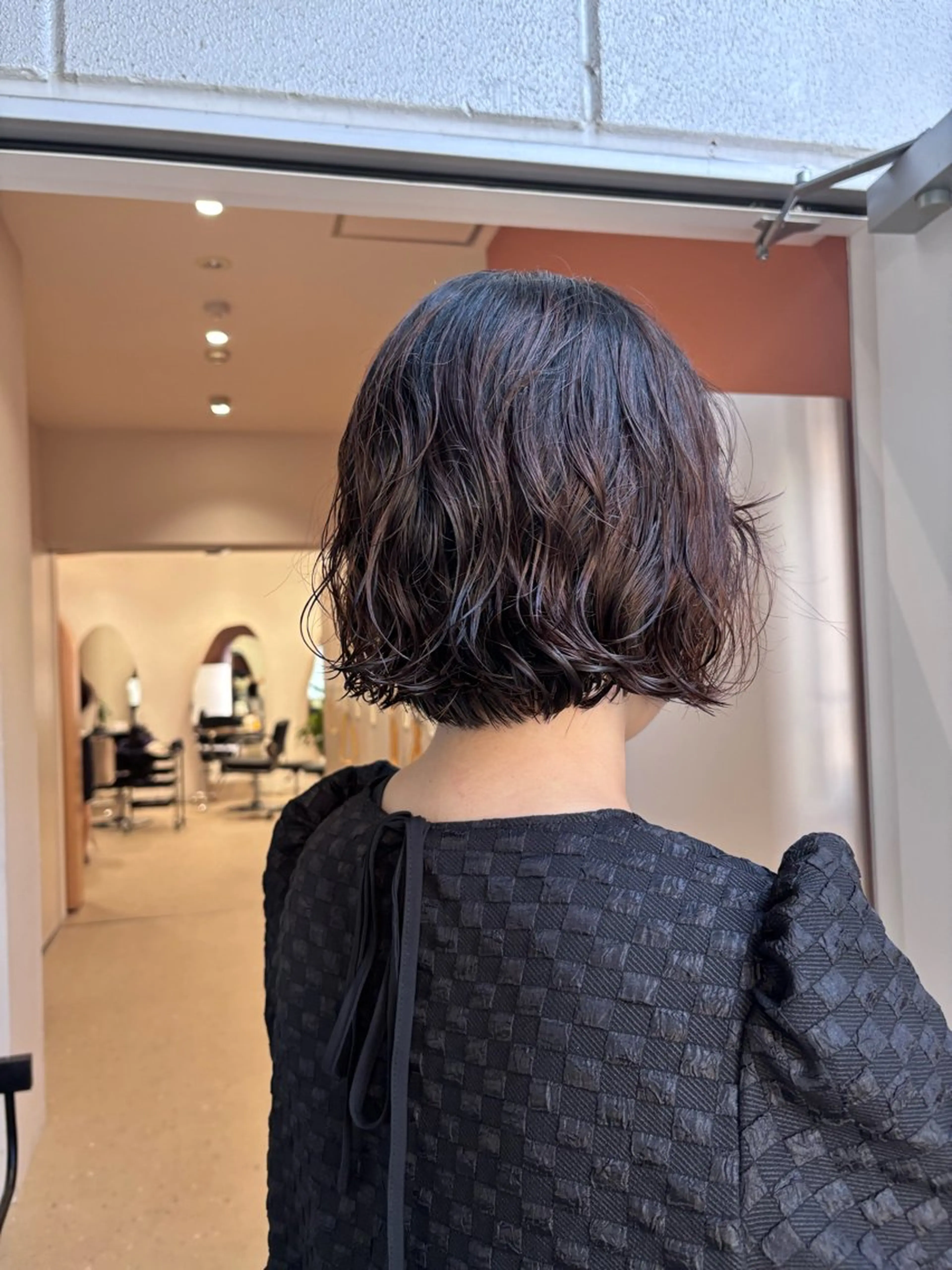 ショート パーマ ボブ レイヤーカット 西宮北口/みなみのヘアスタイル