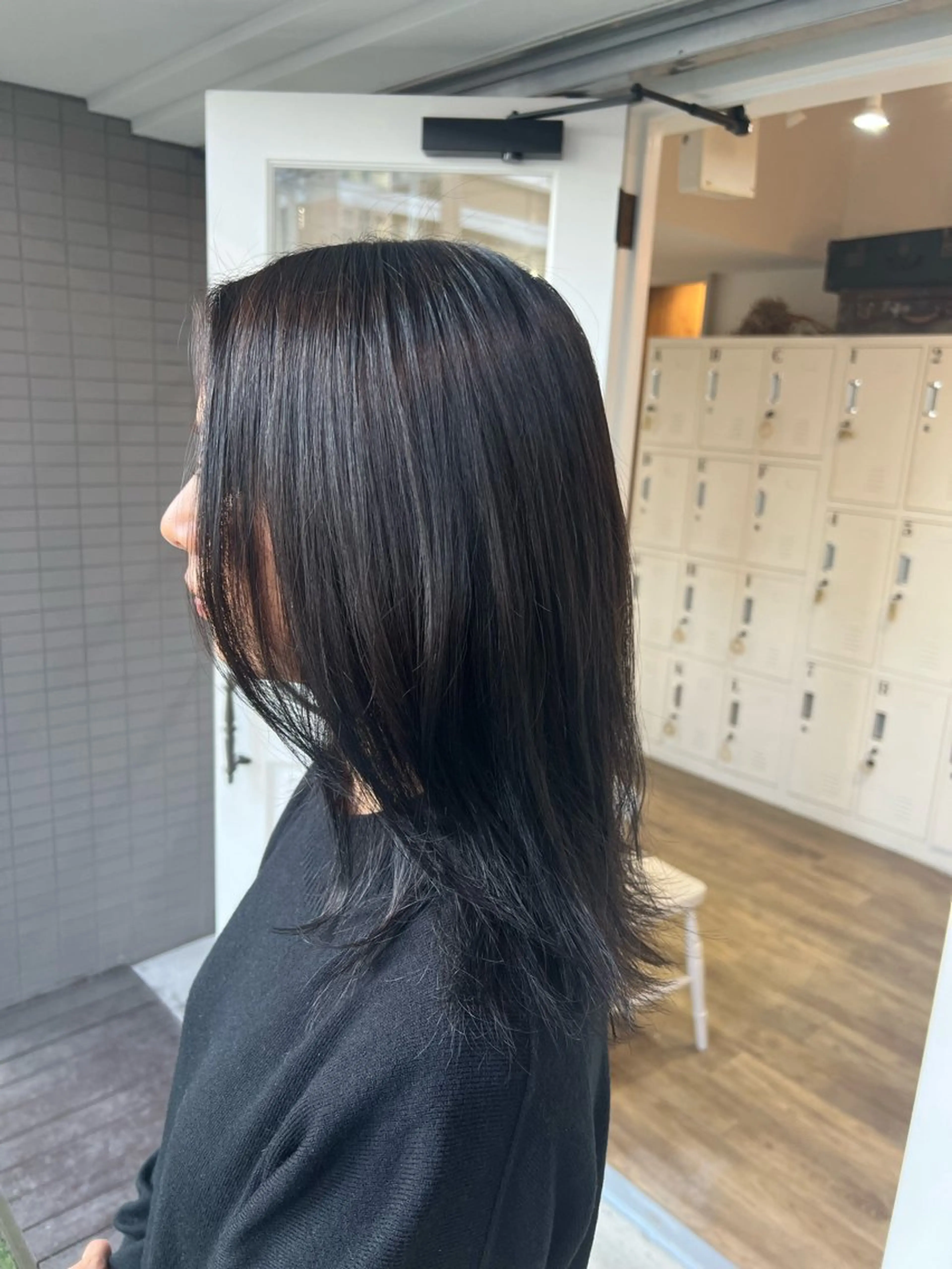 セミロング カラー ブルーカラー ブラウンカラー 髙橋 秀果のヘアスタイル