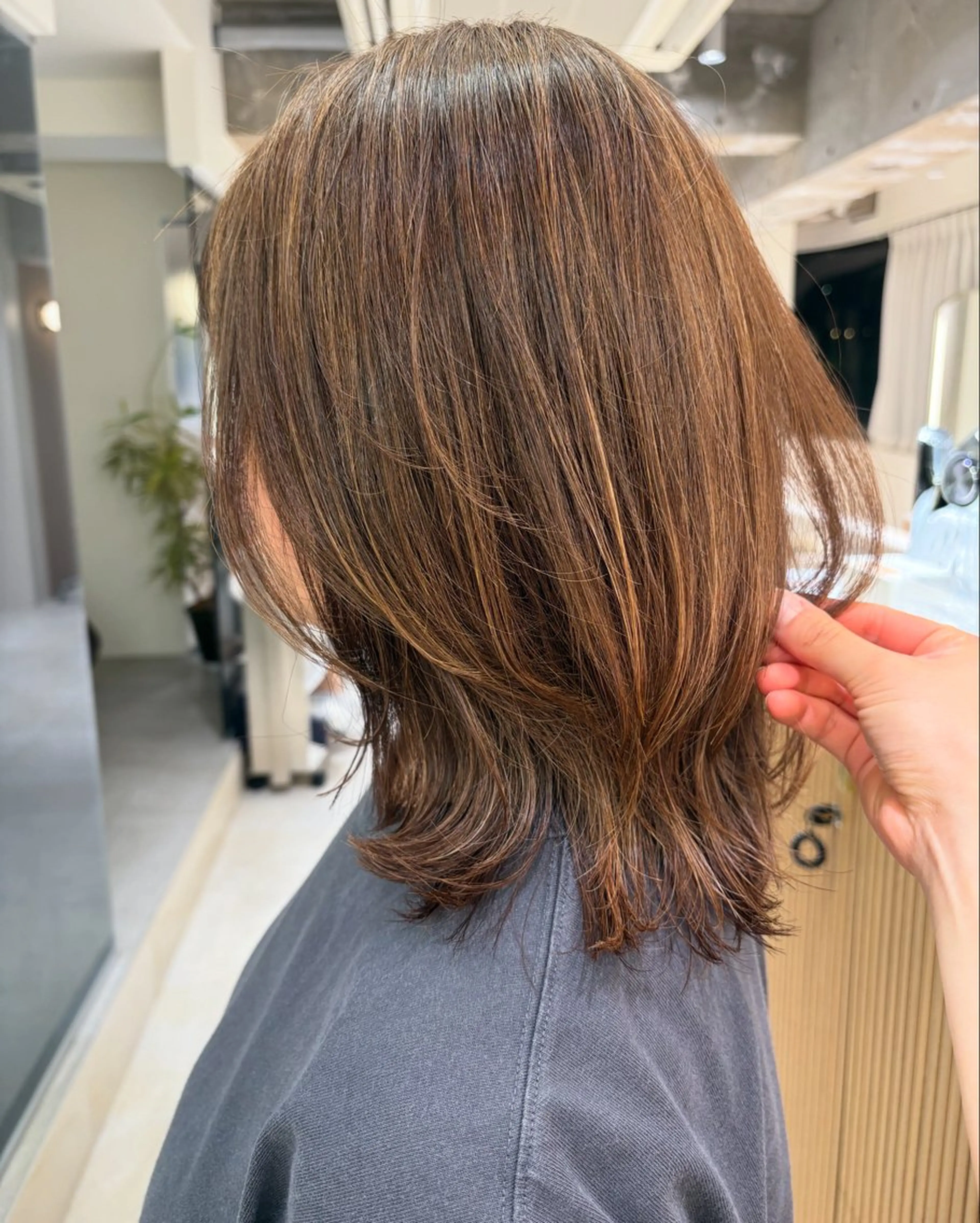 【潤いトリートメント付🌟】ミディアムカット🤍✂️の写真