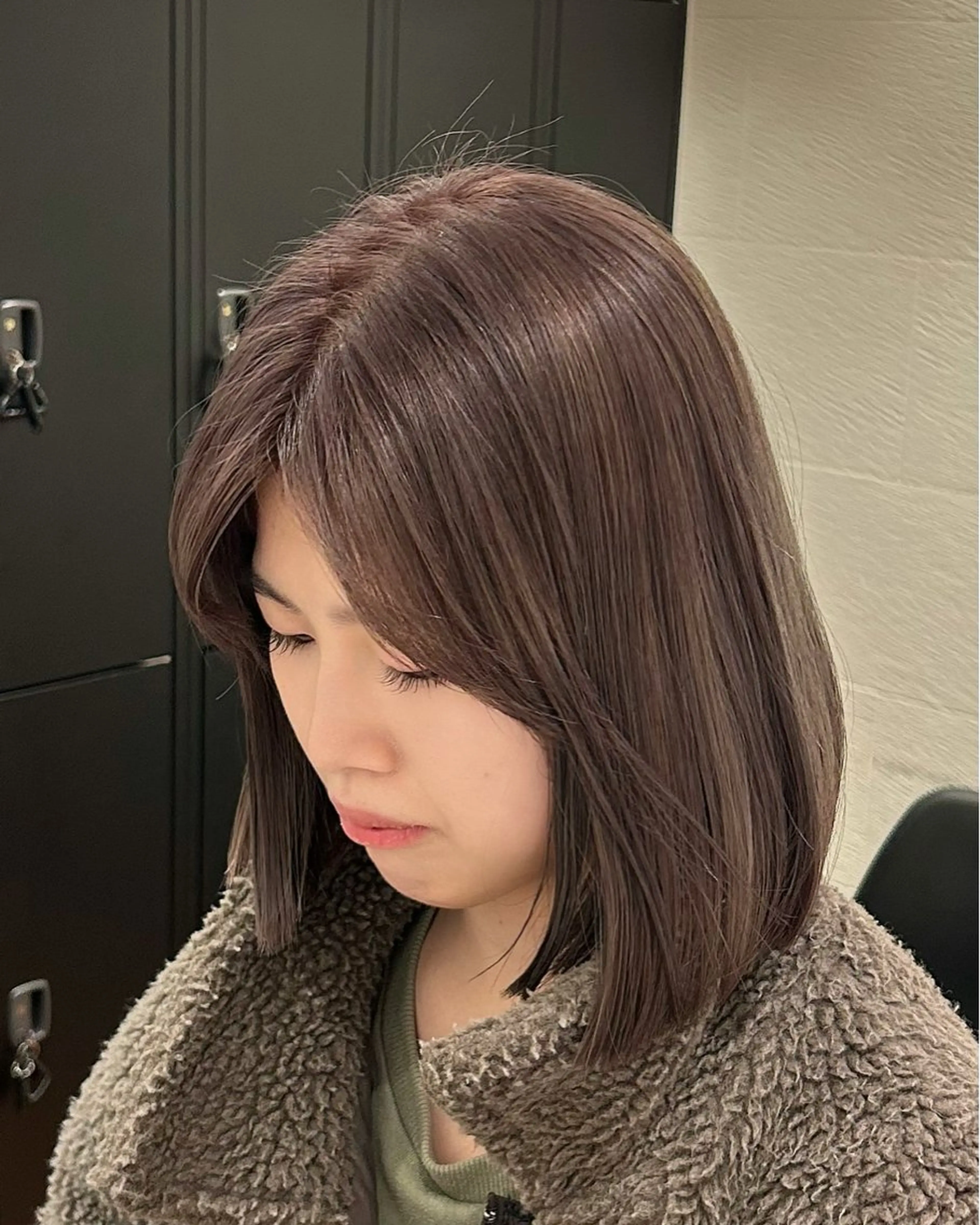 ミディアム カラー ヘアカラー 松尾海奈 /ショートカットのヘアスタイル