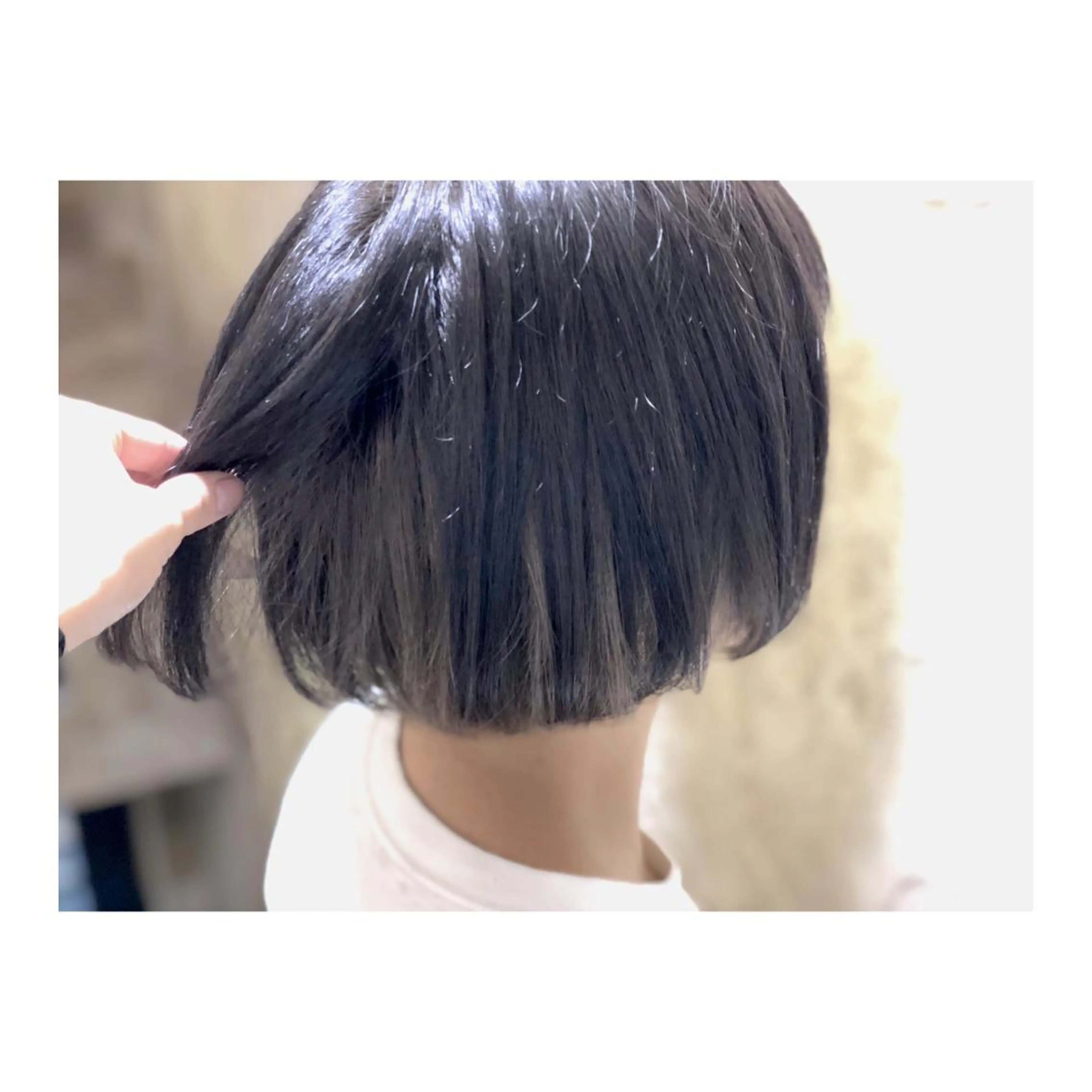 ショート カラー ブリーチ、パーマ 西部笑のヘアスタイル