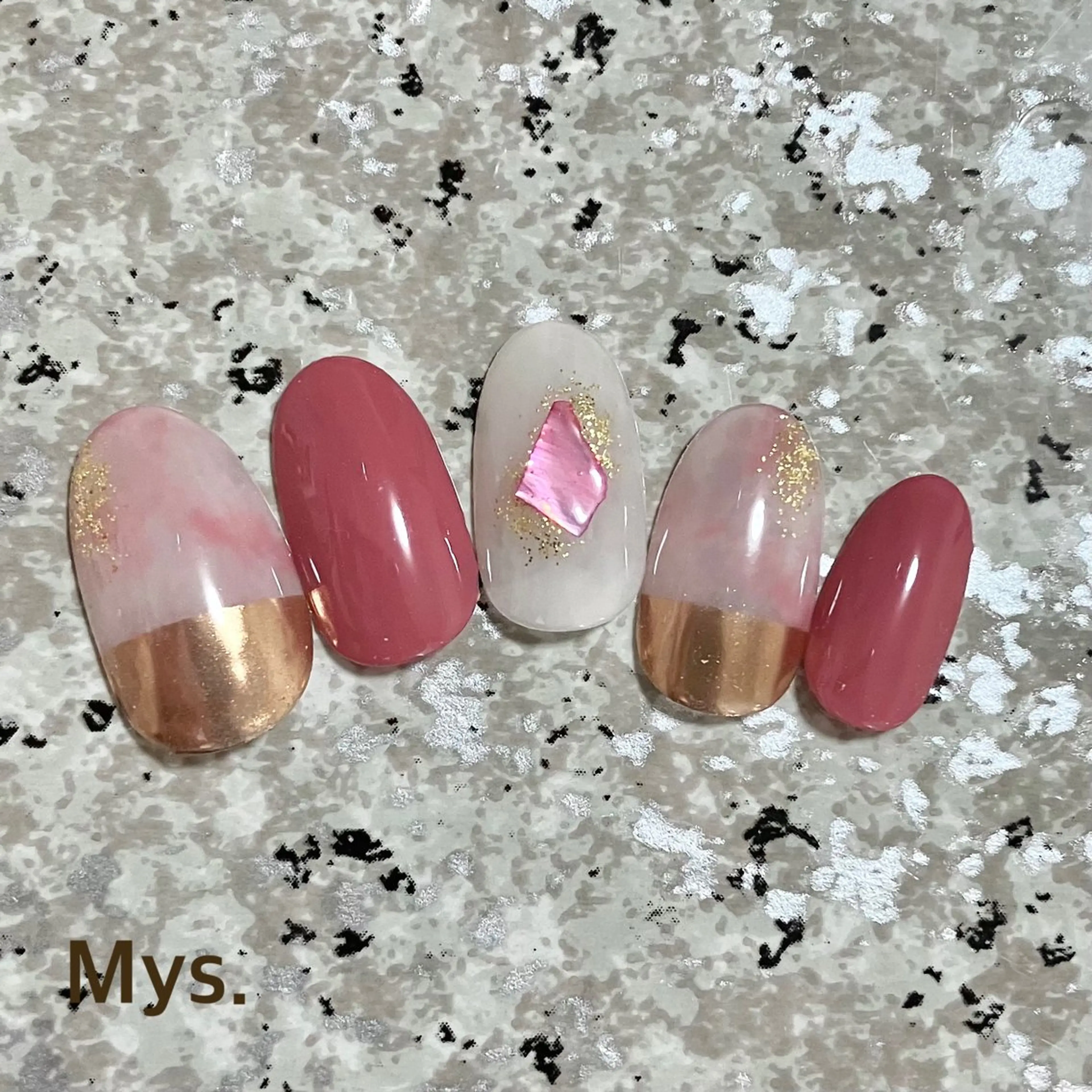 ネイル ハンドネイル Mys. 三上紗紀のネイルデザイン