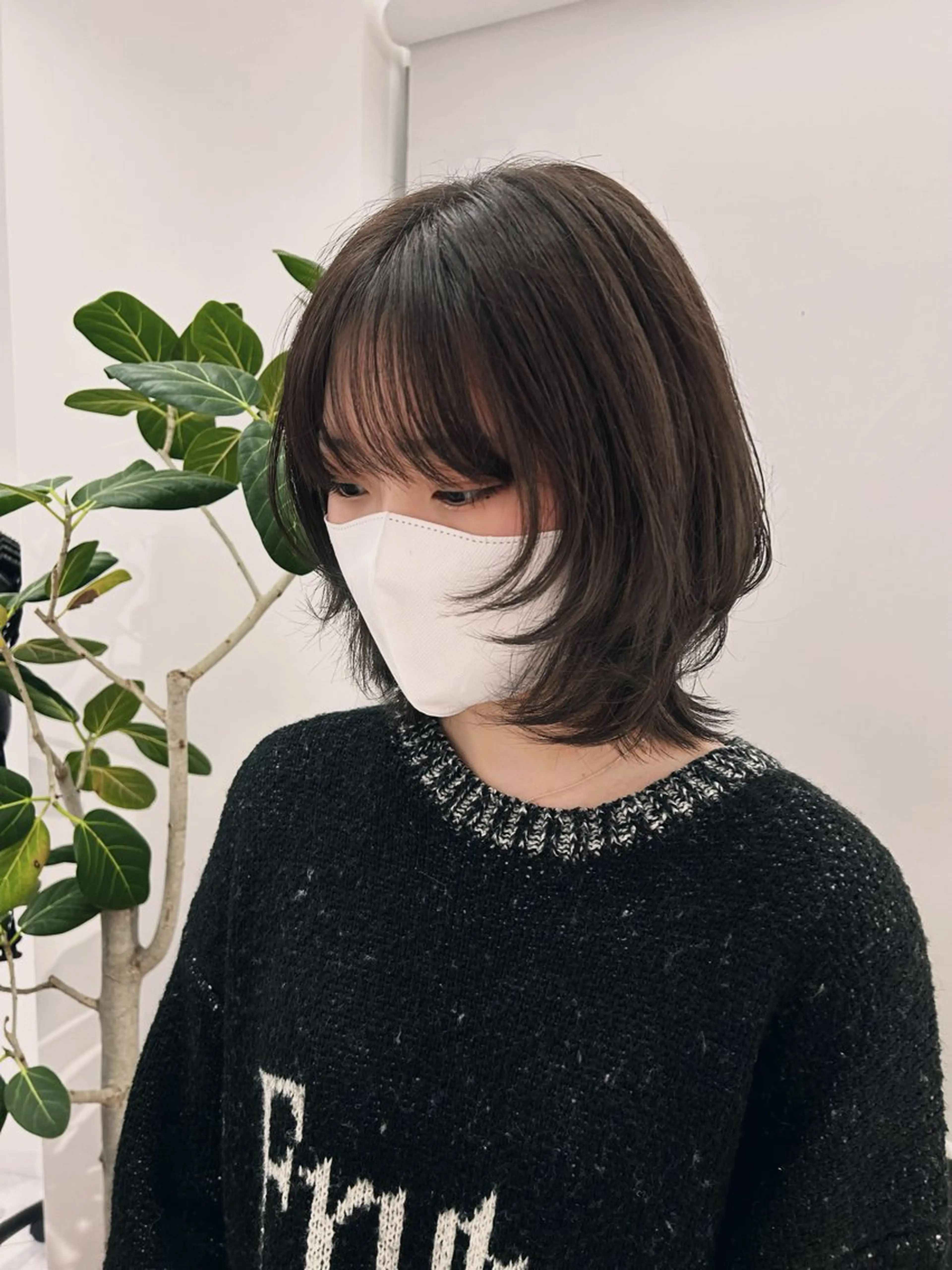 ミディアム カラー ブラウンカラー 顔周りカット レイヤーカット レイヤーカット/瀬川 琴音のヘアスタイル