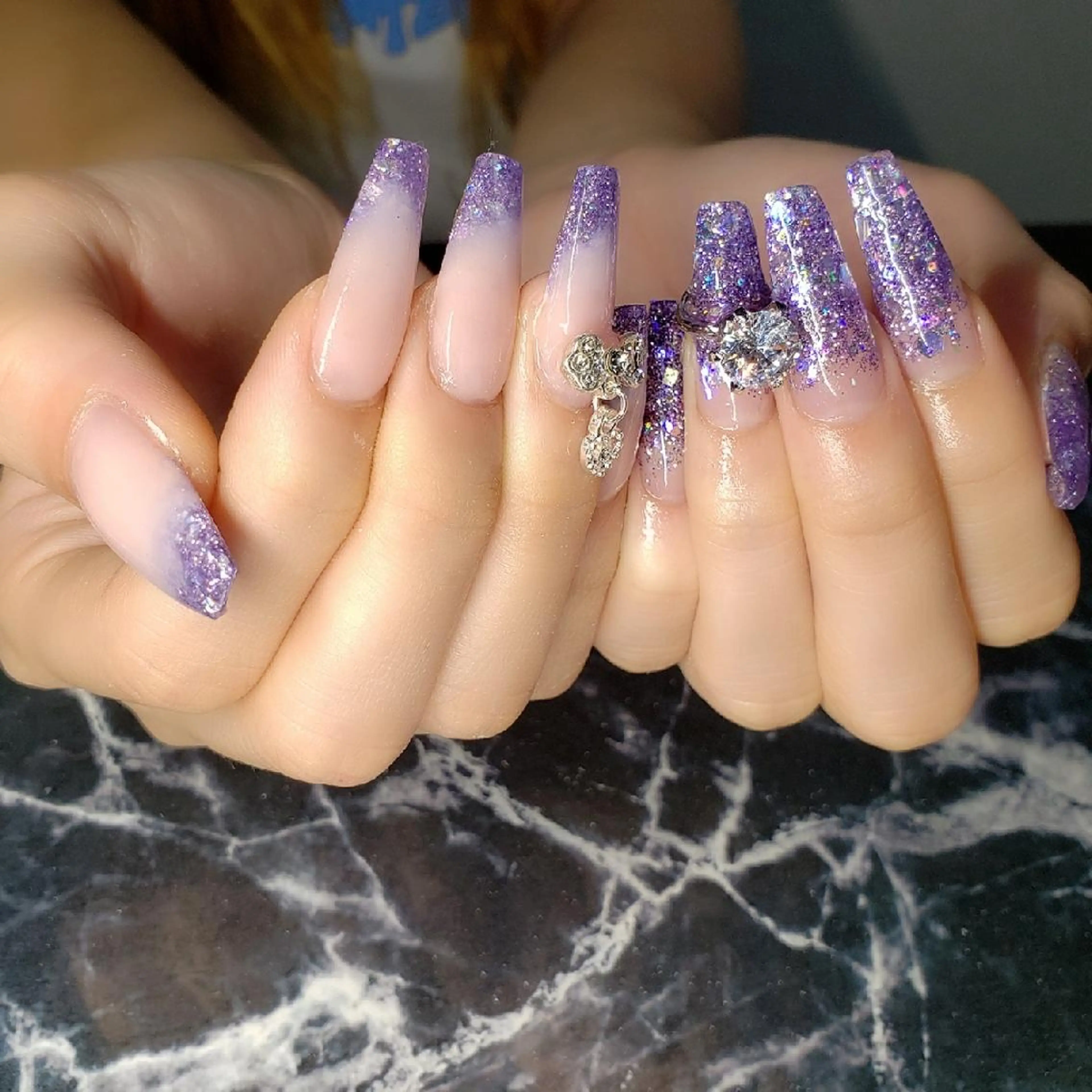 セミロング ネイル ハンドネイル クロキ 。のネイルデザイン