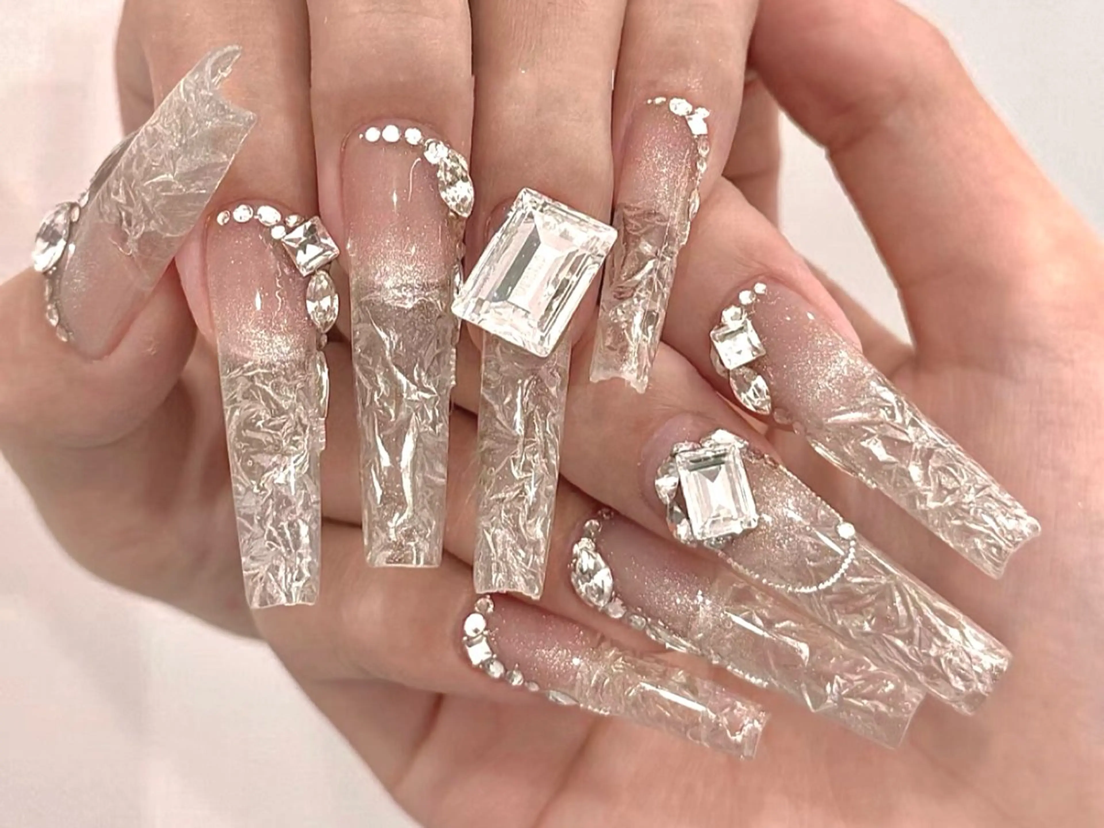 ネイル lucky nail 歌舞伎町のネイルデザイン