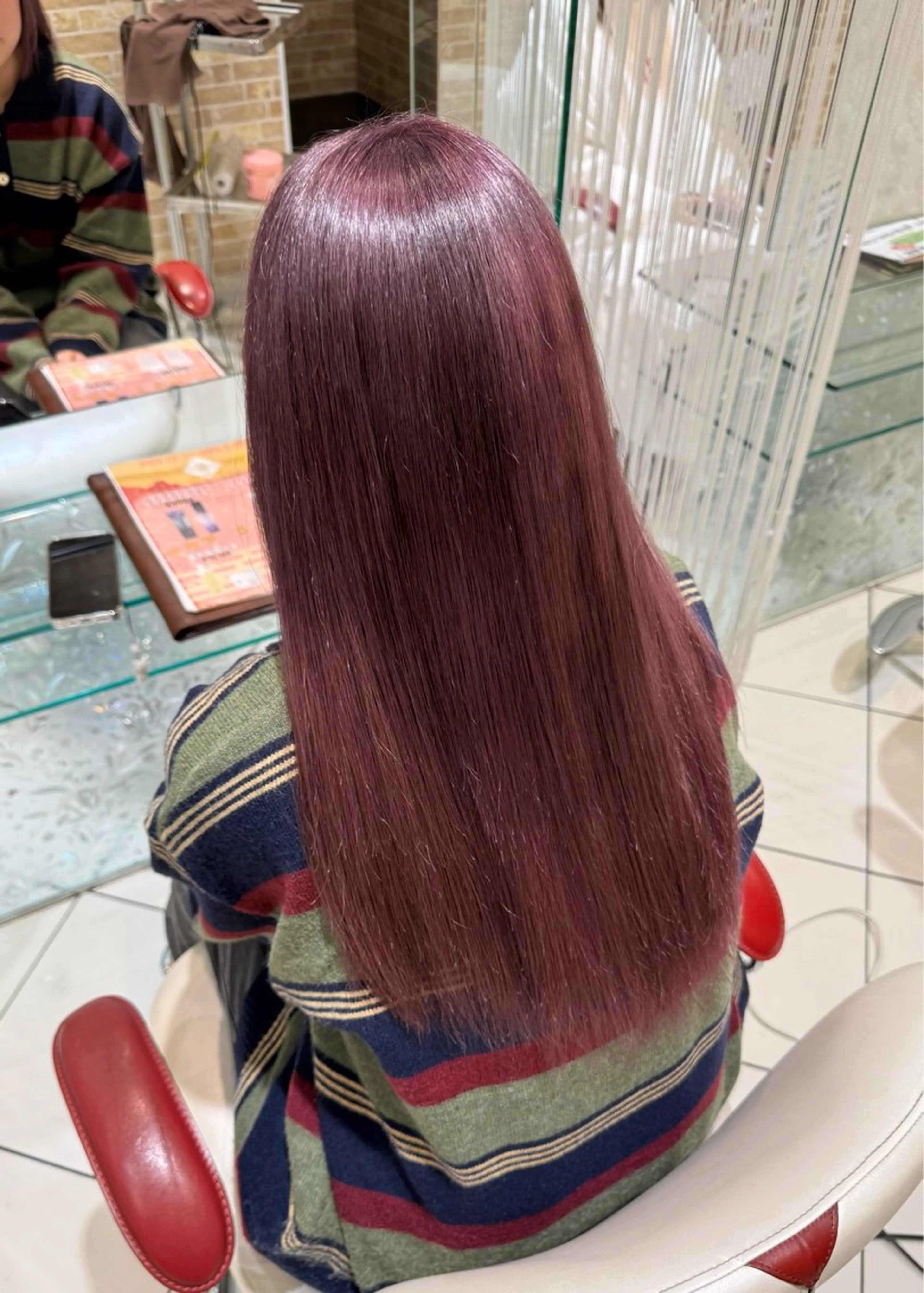 ロング カラー ヘアカラー 小林 妃那のヘアスタイル