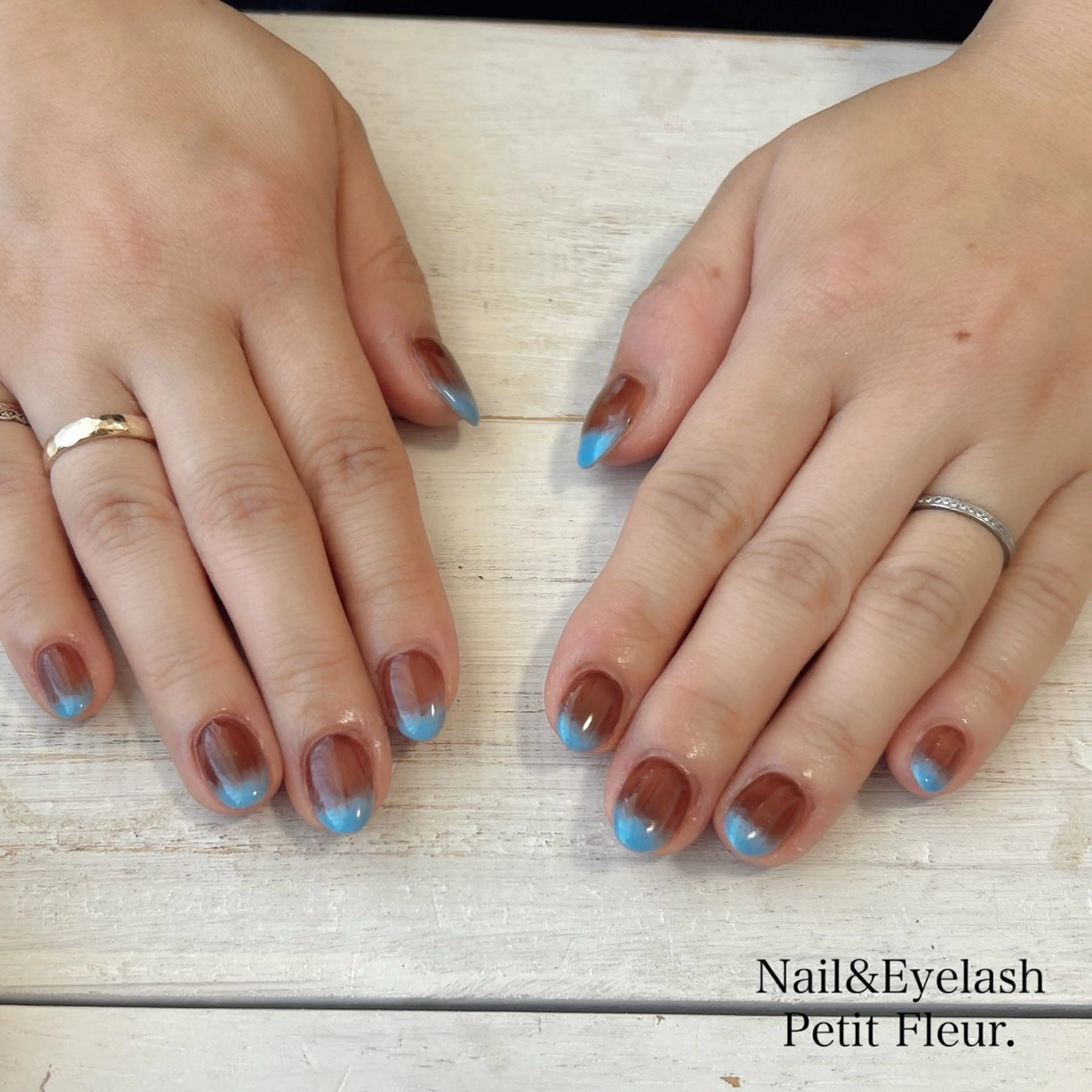 ネイル Petit Fleur所属・青柳 亜梨奈のマツエク・マツパデザイン