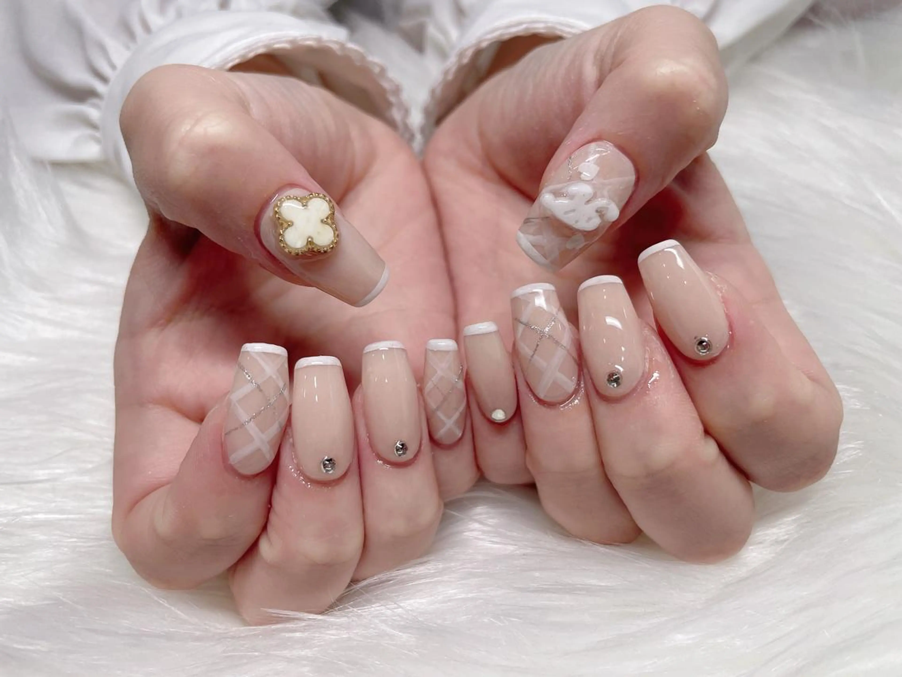 ショート ネイル ハンドネイル 《LB》ラブリエ Nail&eyeのマツエク・マツパデザイン