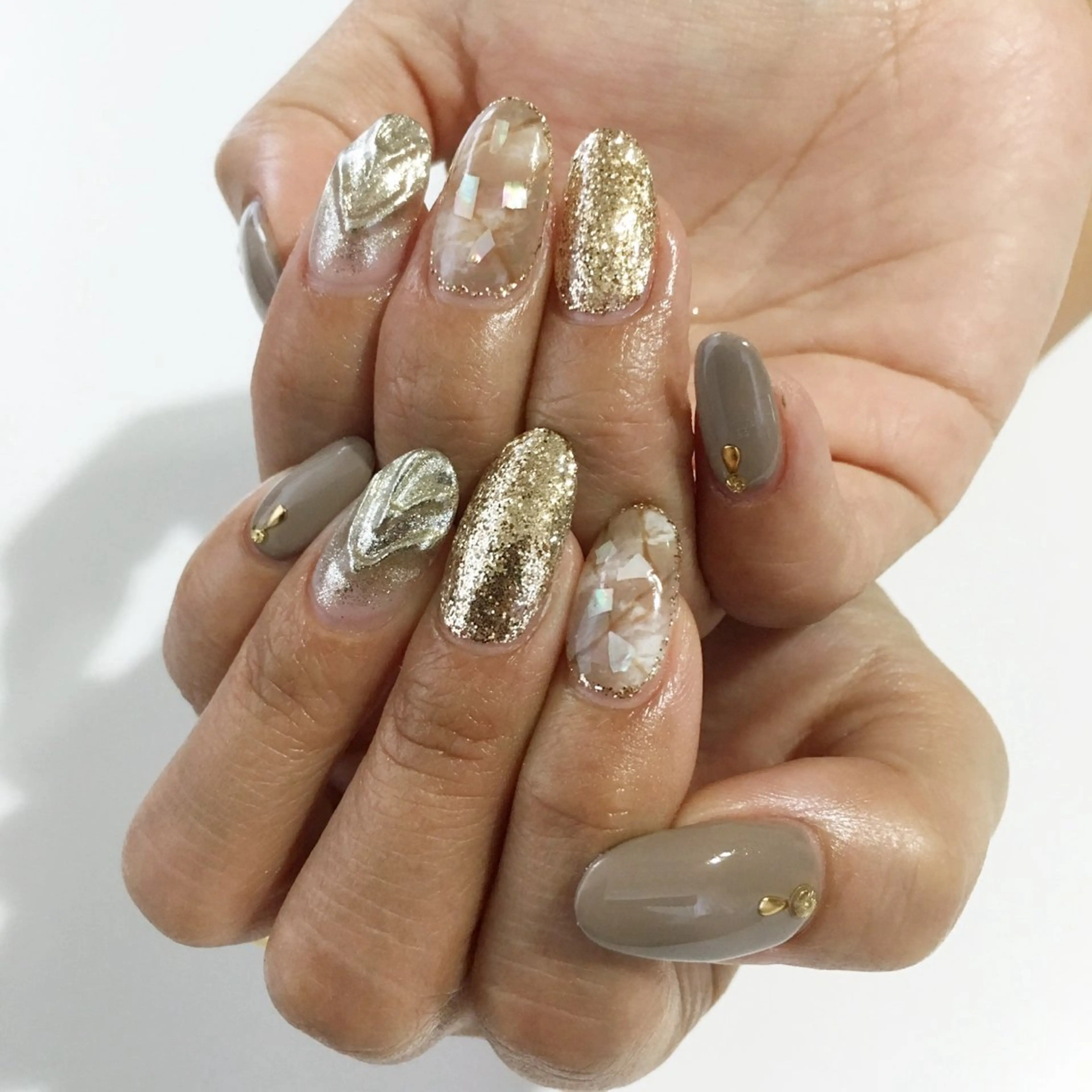 ネイル sharetrust 🐳AKEのネイルデザイン