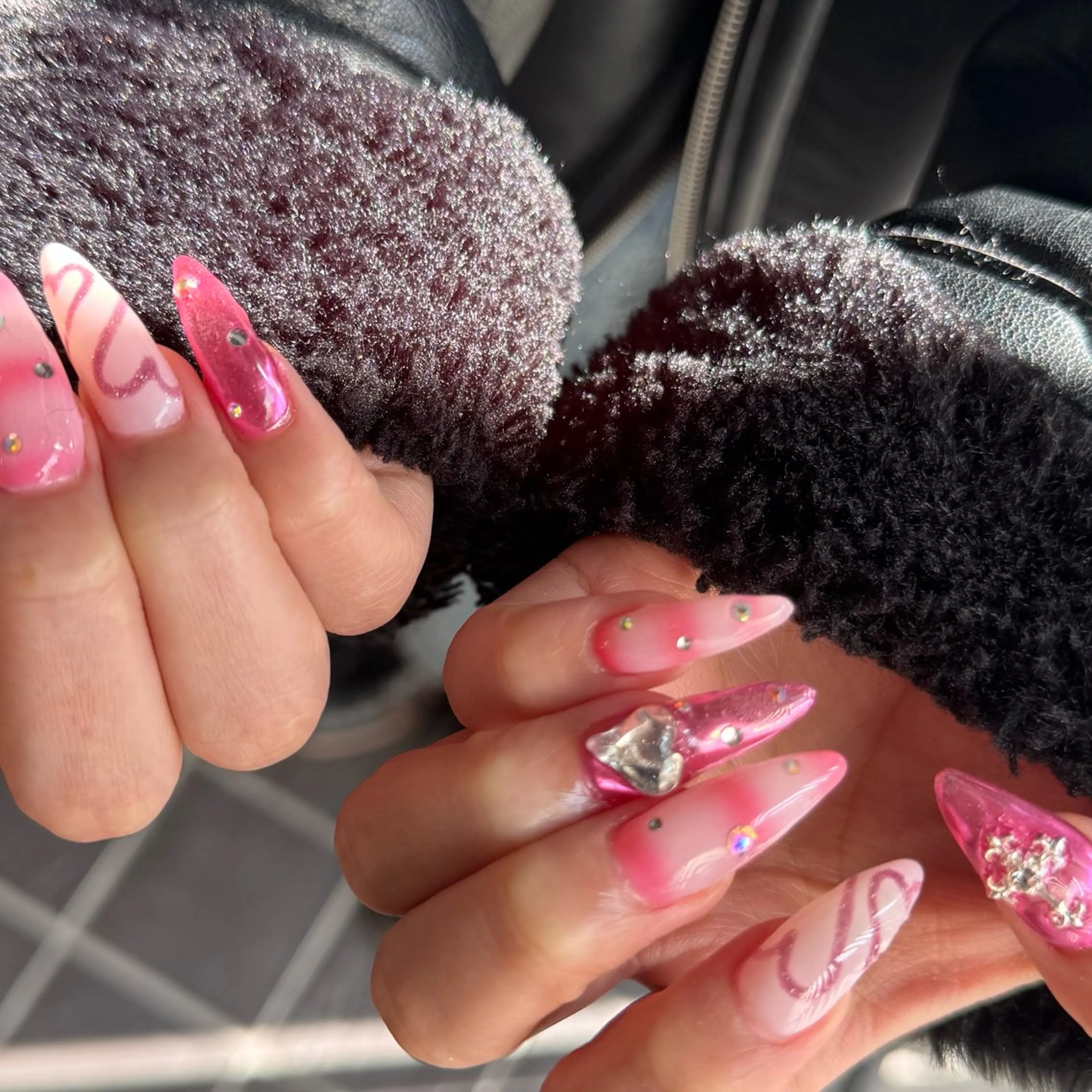 セミロング 小川 柚香のネイルデザイン